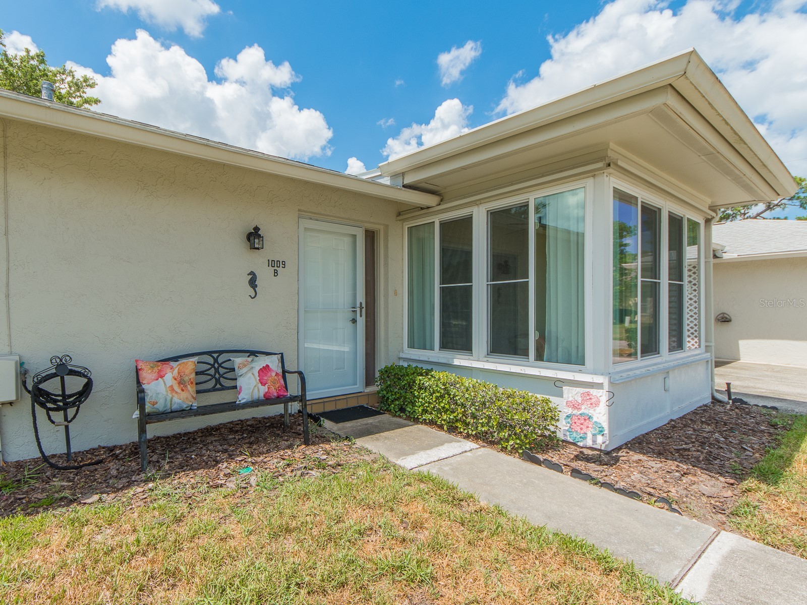 1009 Queen Anne Drive #B Palm Harbor FL 34684 - LAKE TARPON TB8520737 image4