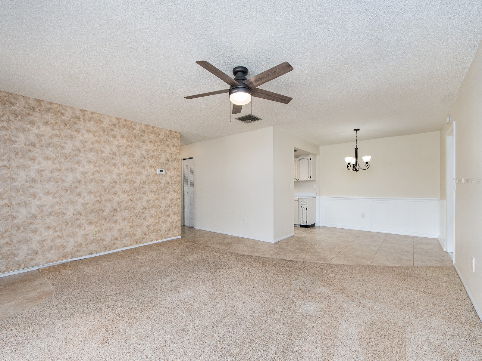 1009 Queen Anne Drive #B Palm Harbor FL 34684 - LAKE TARPON TB8520737 image7