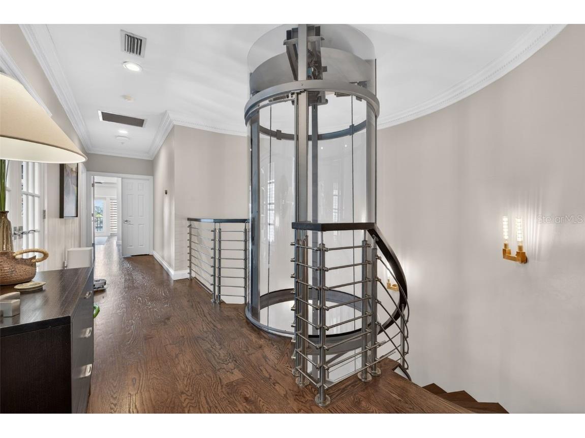 1009 Royal Pass Road Tampa FL 33602 - SEDDON CHANNEL TB8453517 image37