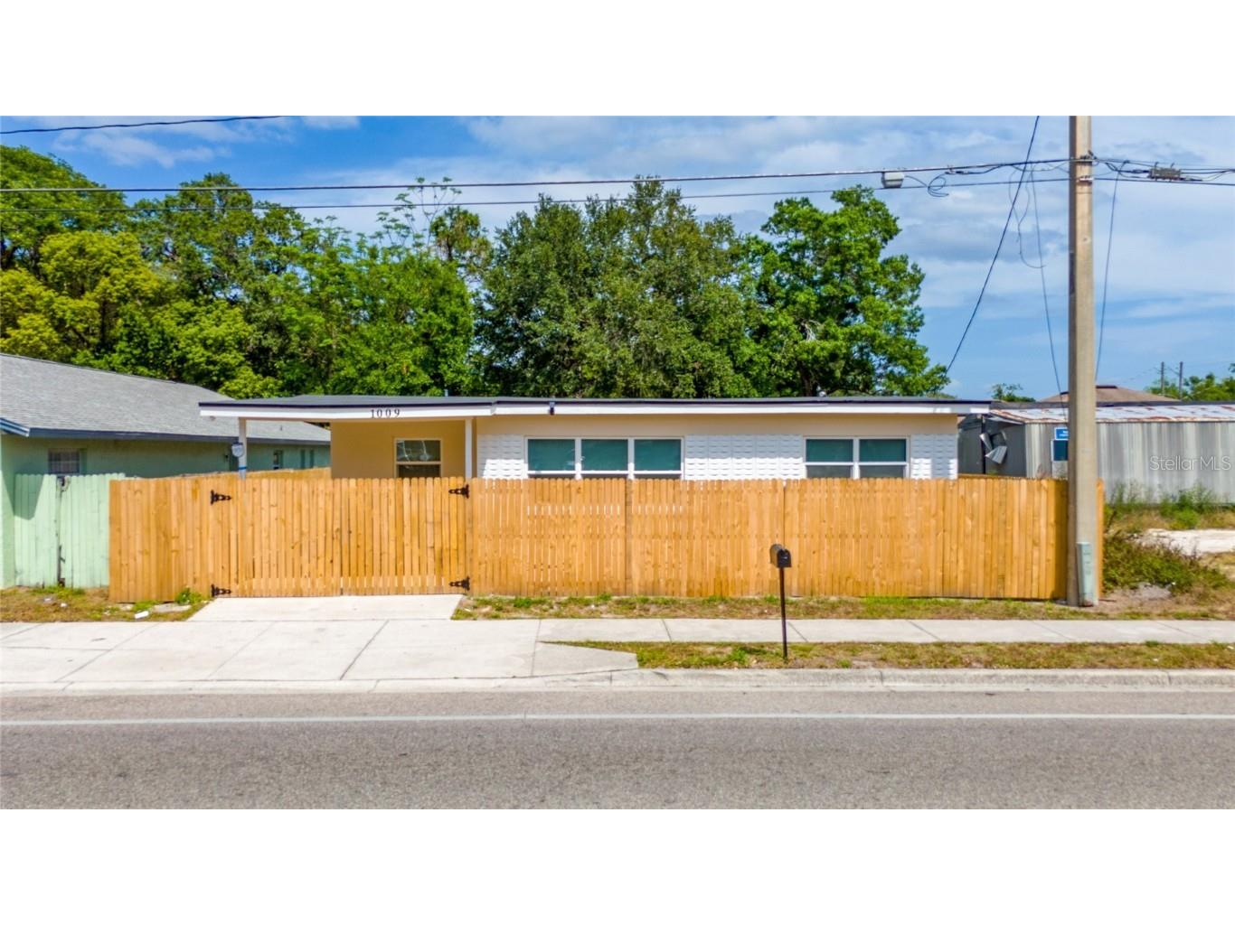 1009 S Ivey Lane Orlando FL 32811 S5128640 image1