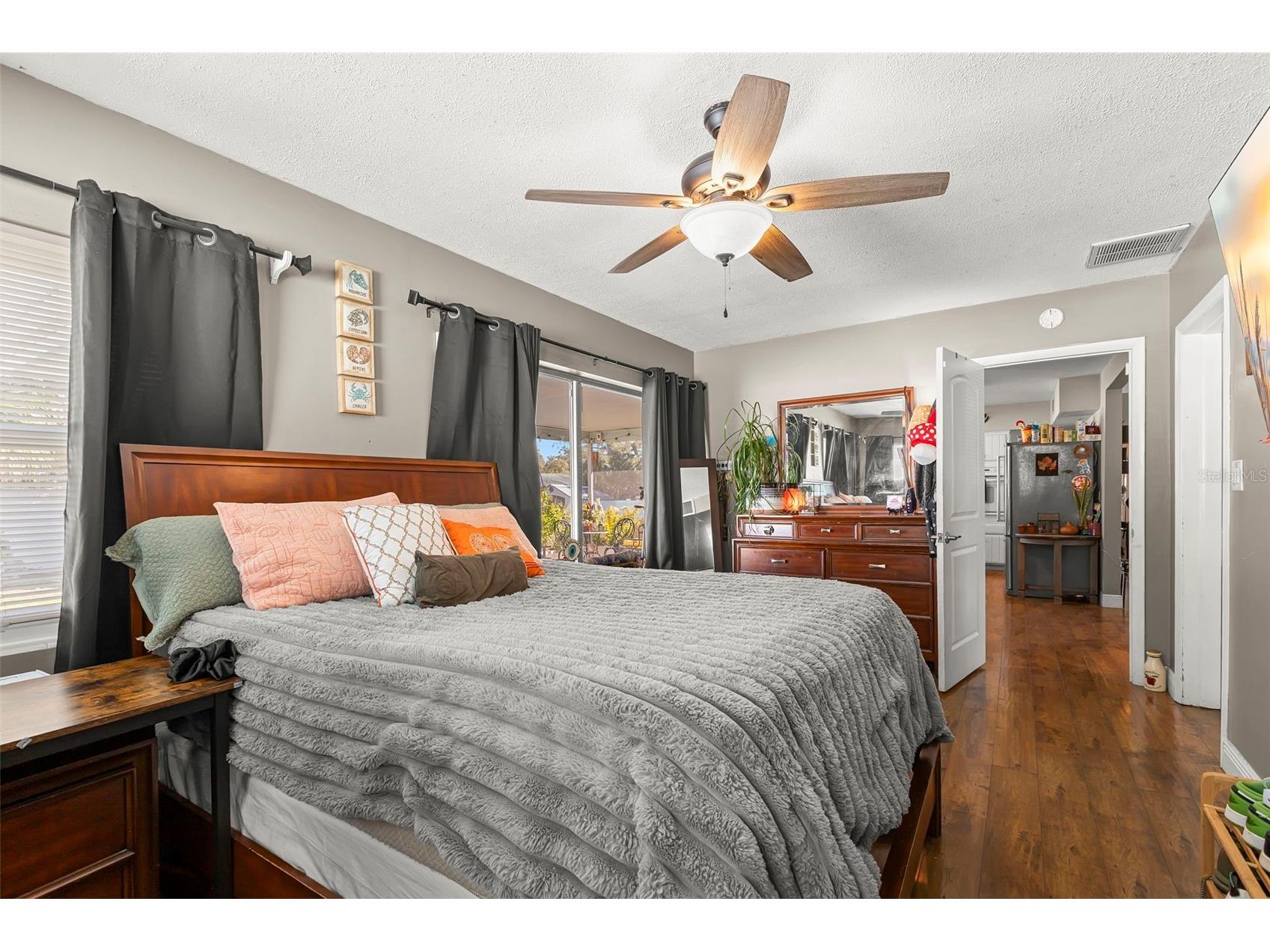 1009 S San Remo Avenue Clearwater FL 33756 TB8471154 image14