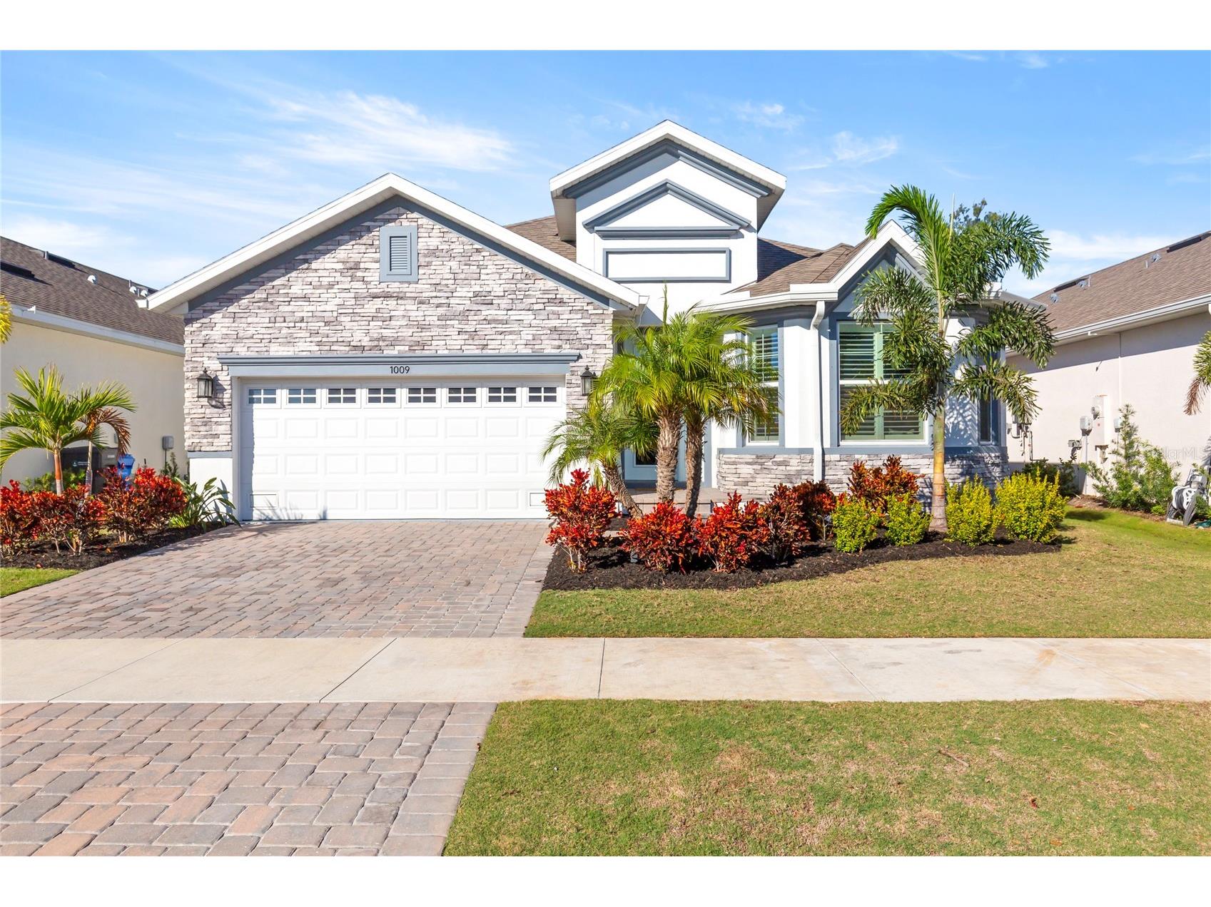 1009 Signet Drive Apollo Beach FL 33572 TB8478815 image1