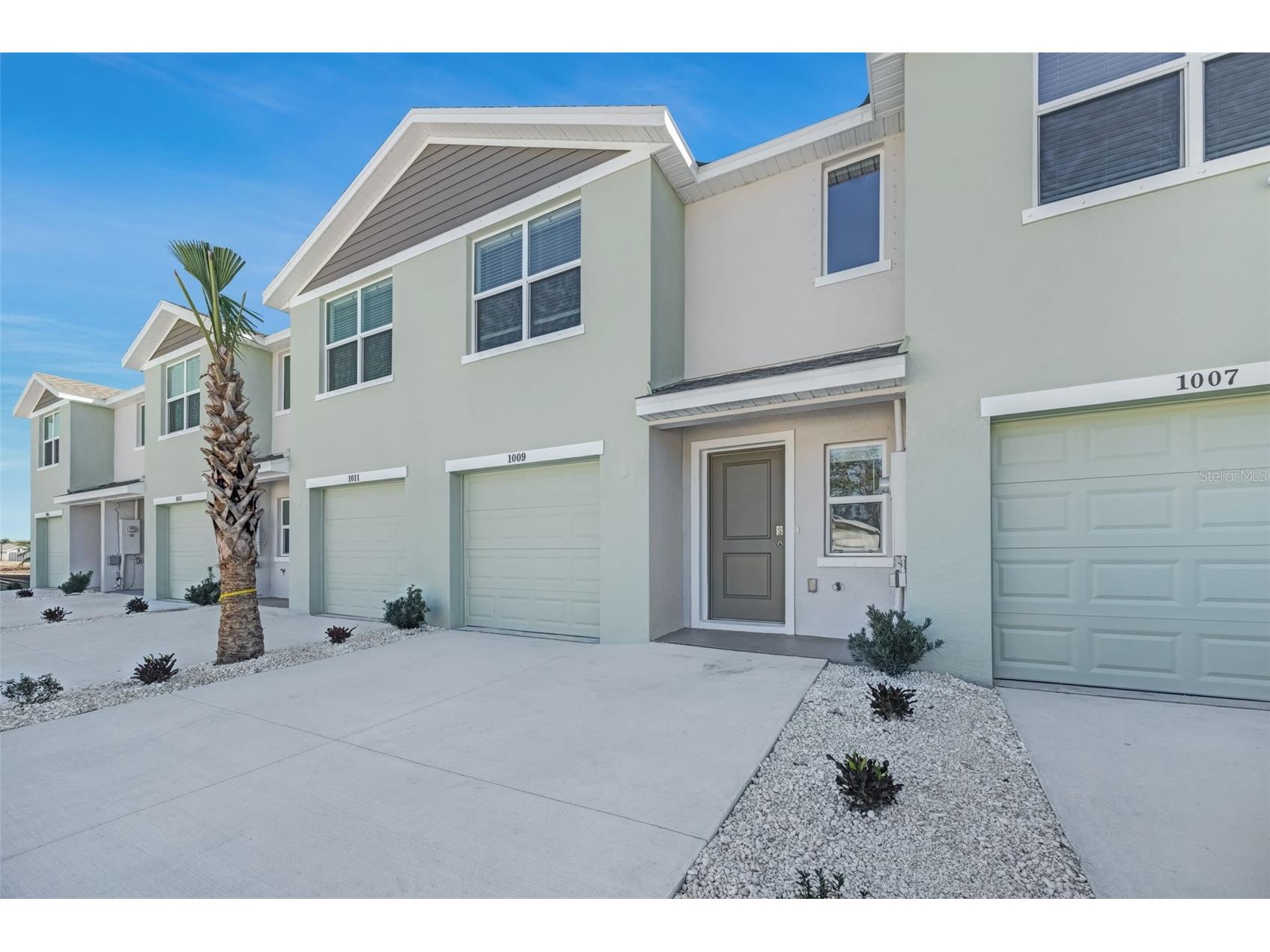 1009 Spotted Egret Loop Ruskin FL 33570 TB8468044 image1