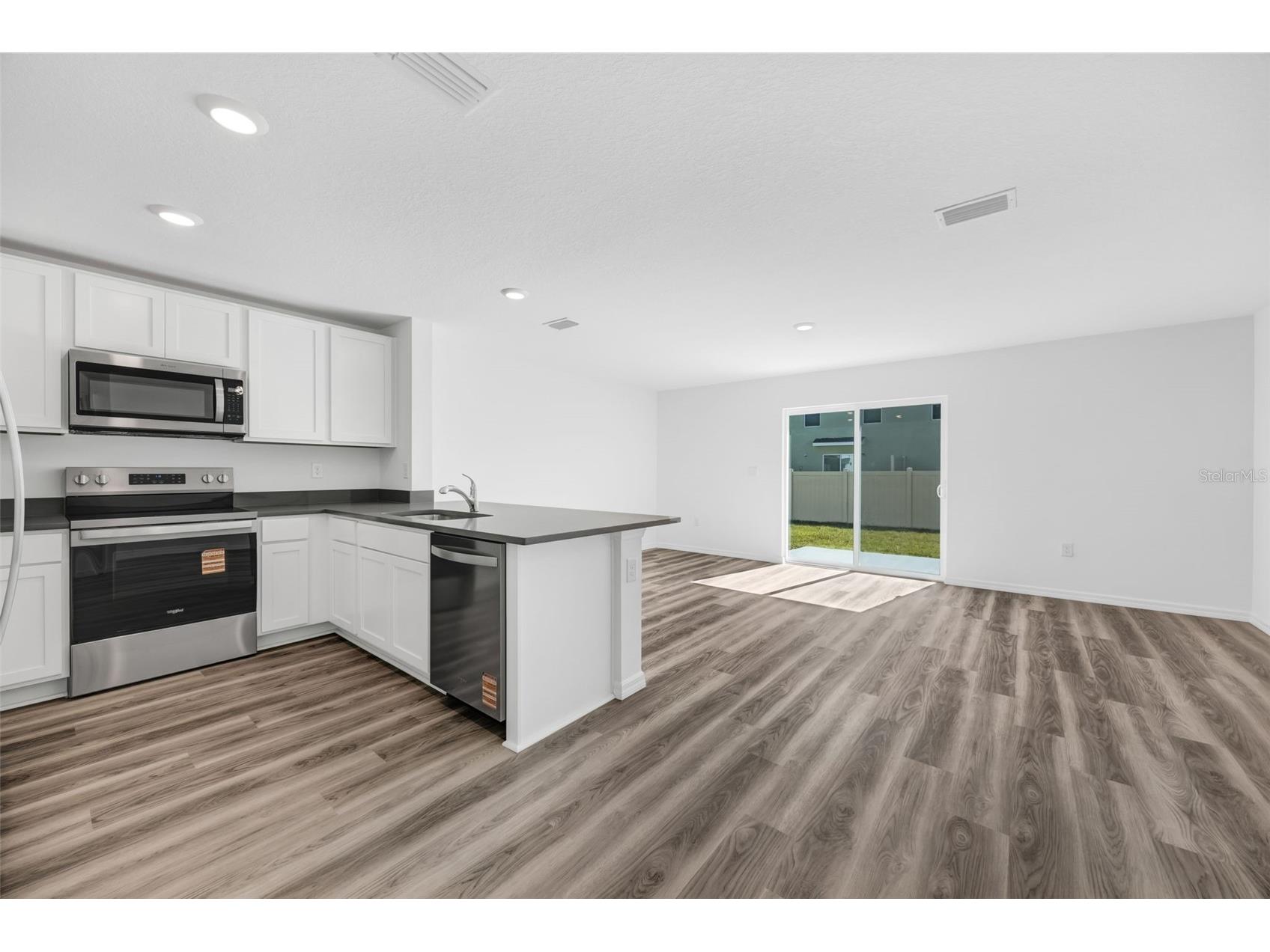 1009 Spotted Egret Loop Ruskin FL 33570 TB8468044 image5