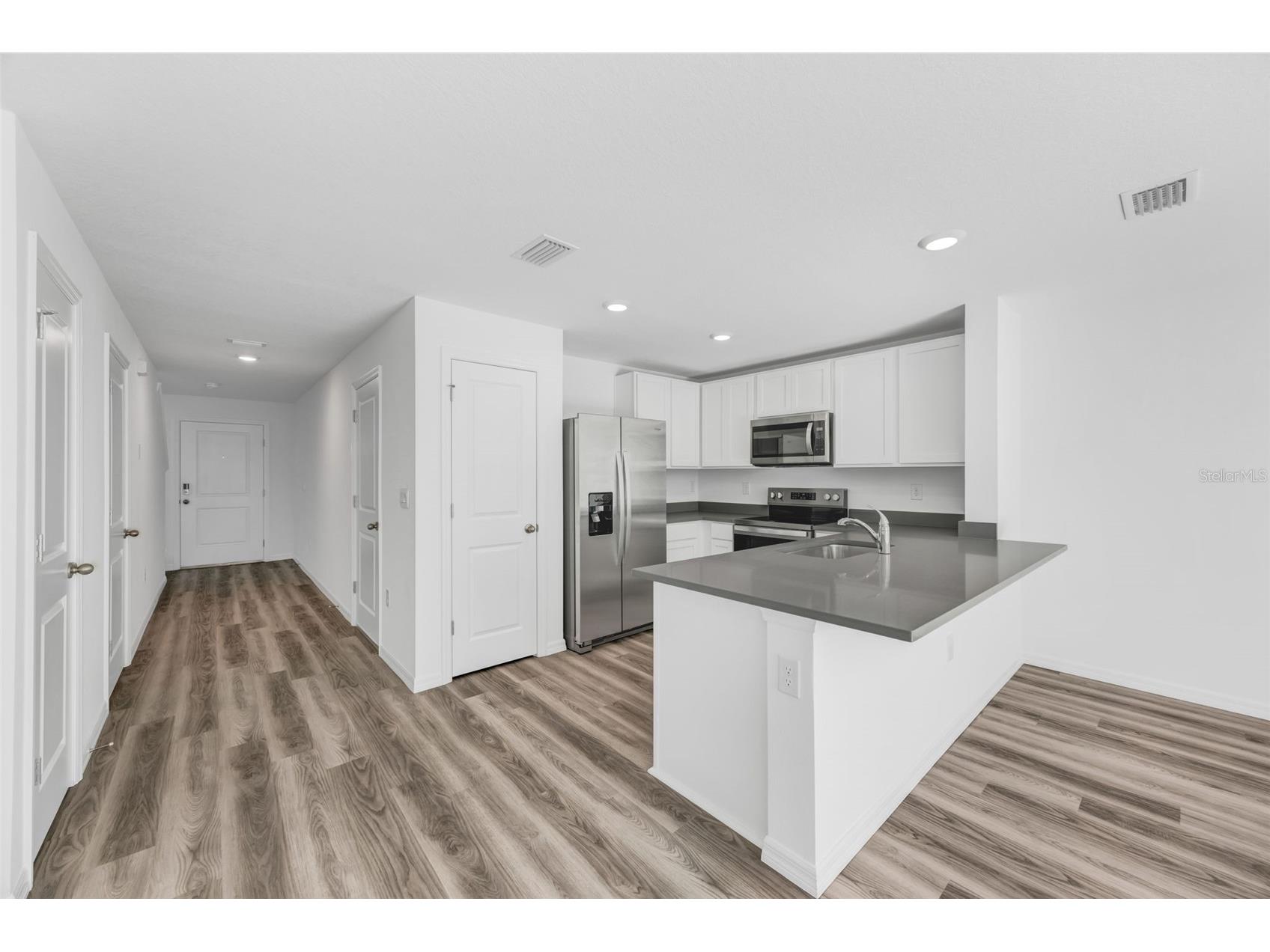 1009 Spotted Egret Loop Ruskin FL 33570 TB8468044 image7