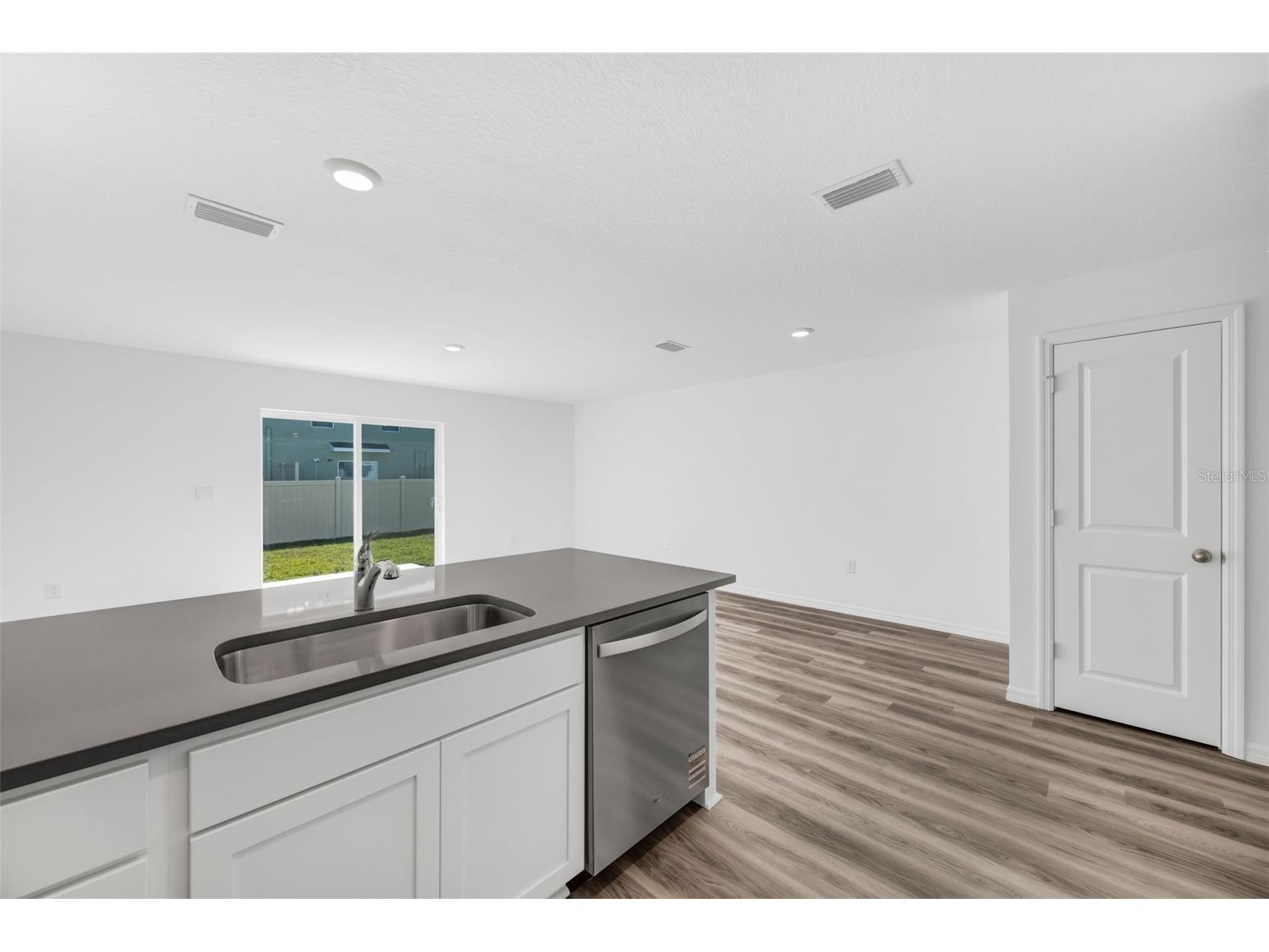 1009 Spotted Egret Loop Ruskin FL 33570 TB8468044 image9