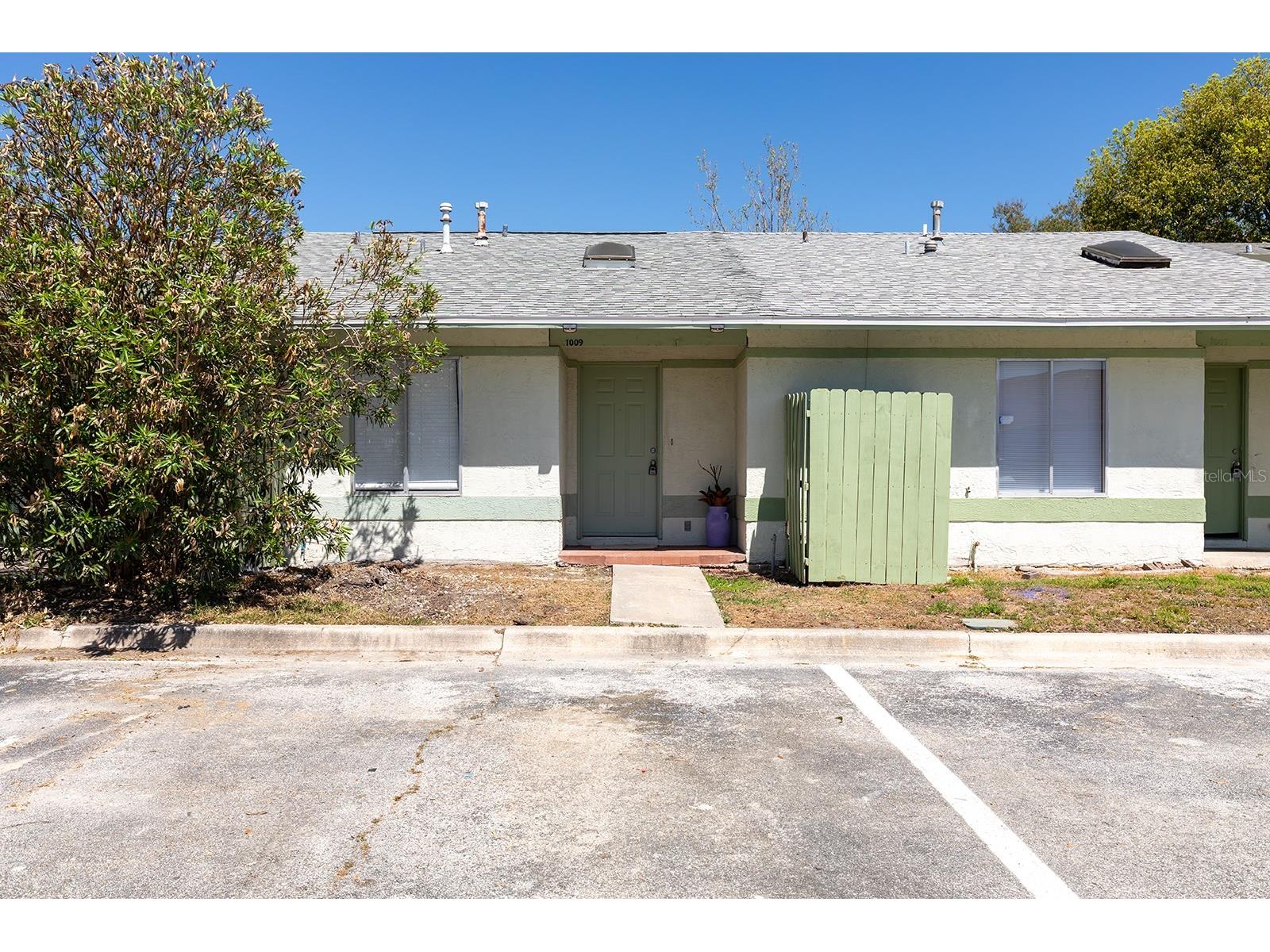 1009 Stucki Terrace Winter Garden FL 34787 O6390192 image1