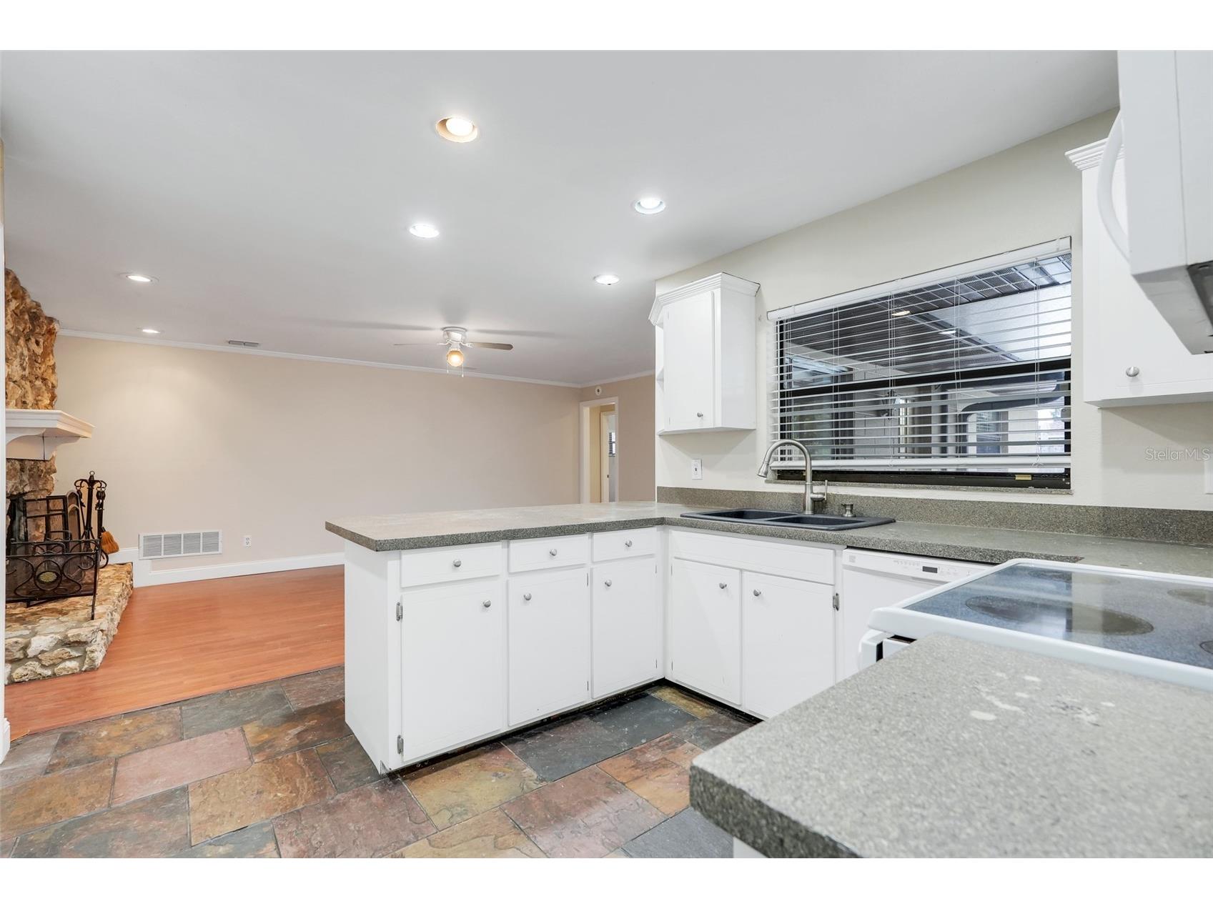 1009 Terry Drive Altamonte Springs FL 32714 O6369241 image16