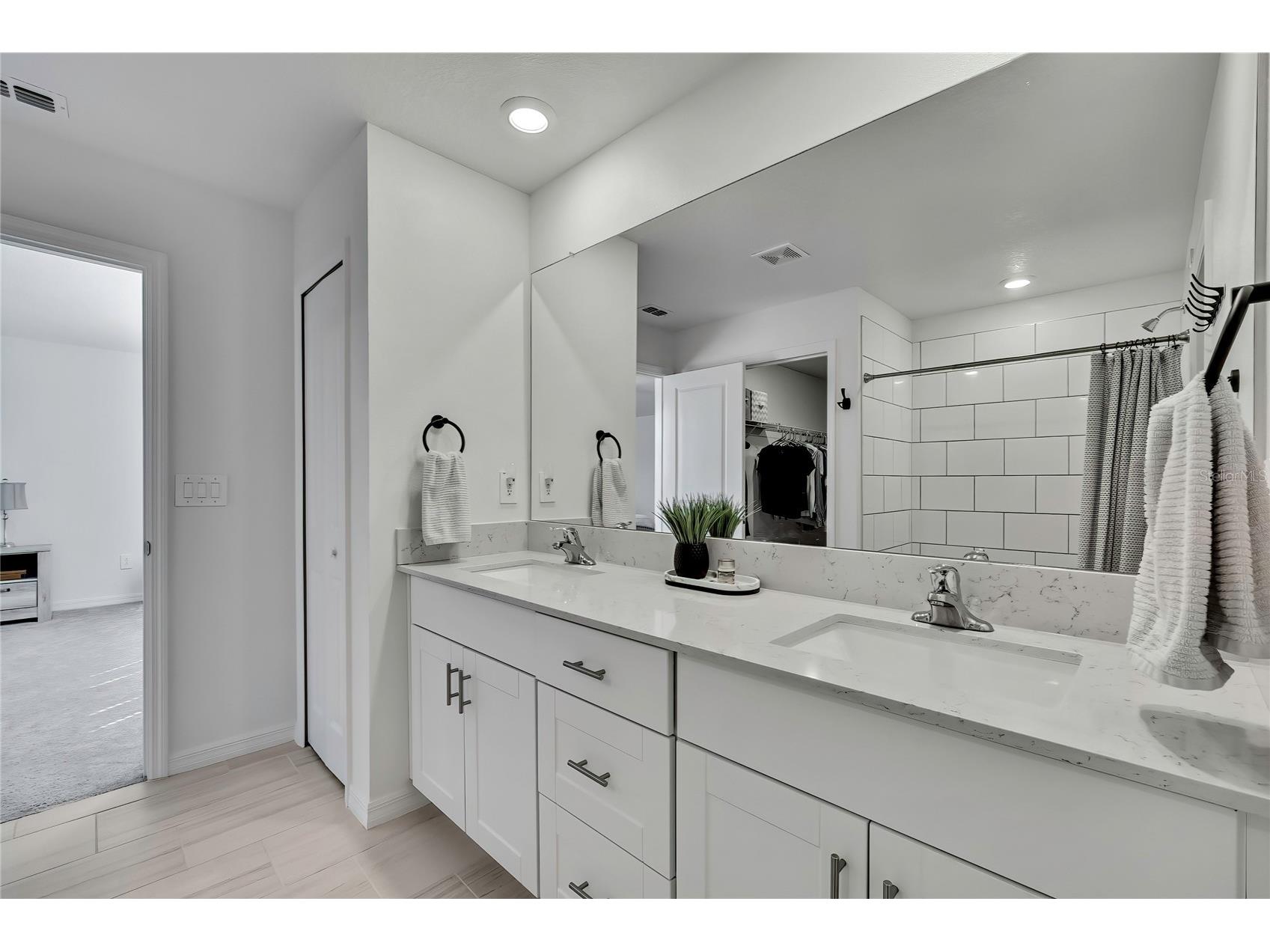 10090 Gentle Rain Drive Land O Lakes FL 34638 TB8437968 image37