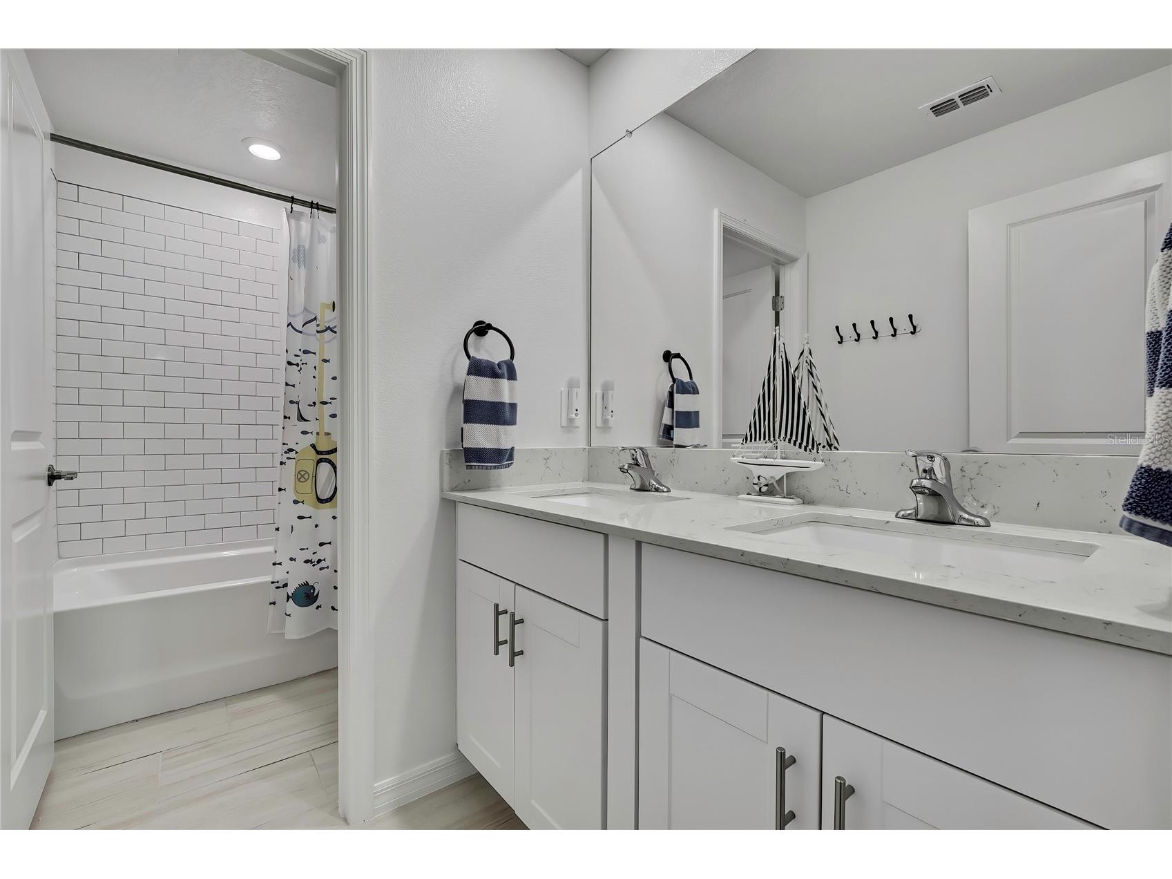 10090 Gentle Rain Drive Land O Lakes FL 34638 TB8437968 image44