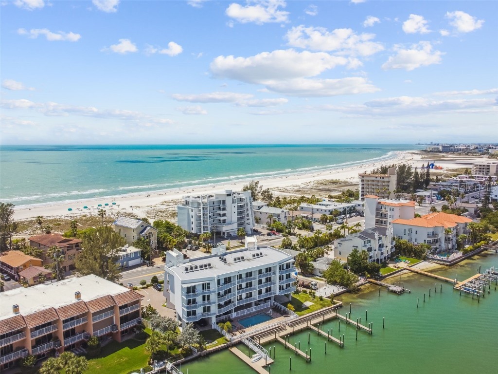 10091 Gulf Boulevard #203E Treasure Island FL 33706 - BOCA CIEGA BAY U8210071 image1
