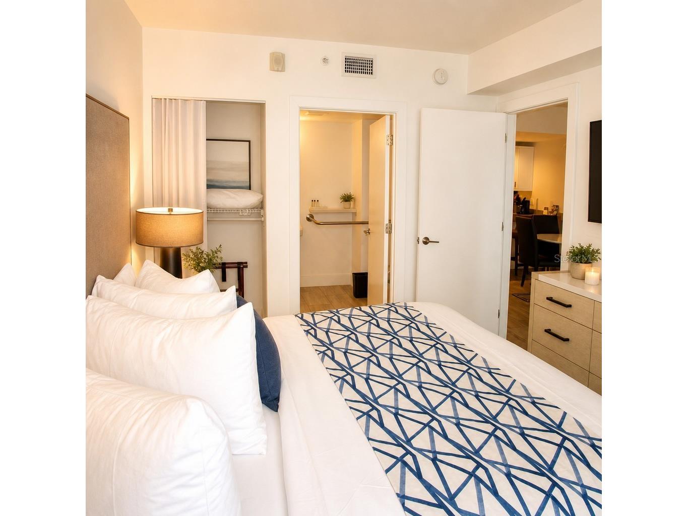 10091 Gulf Boulevard #203E Treasure Island FL 33706 - INTRACOASTAL WATERWAY TB8526114 image11
