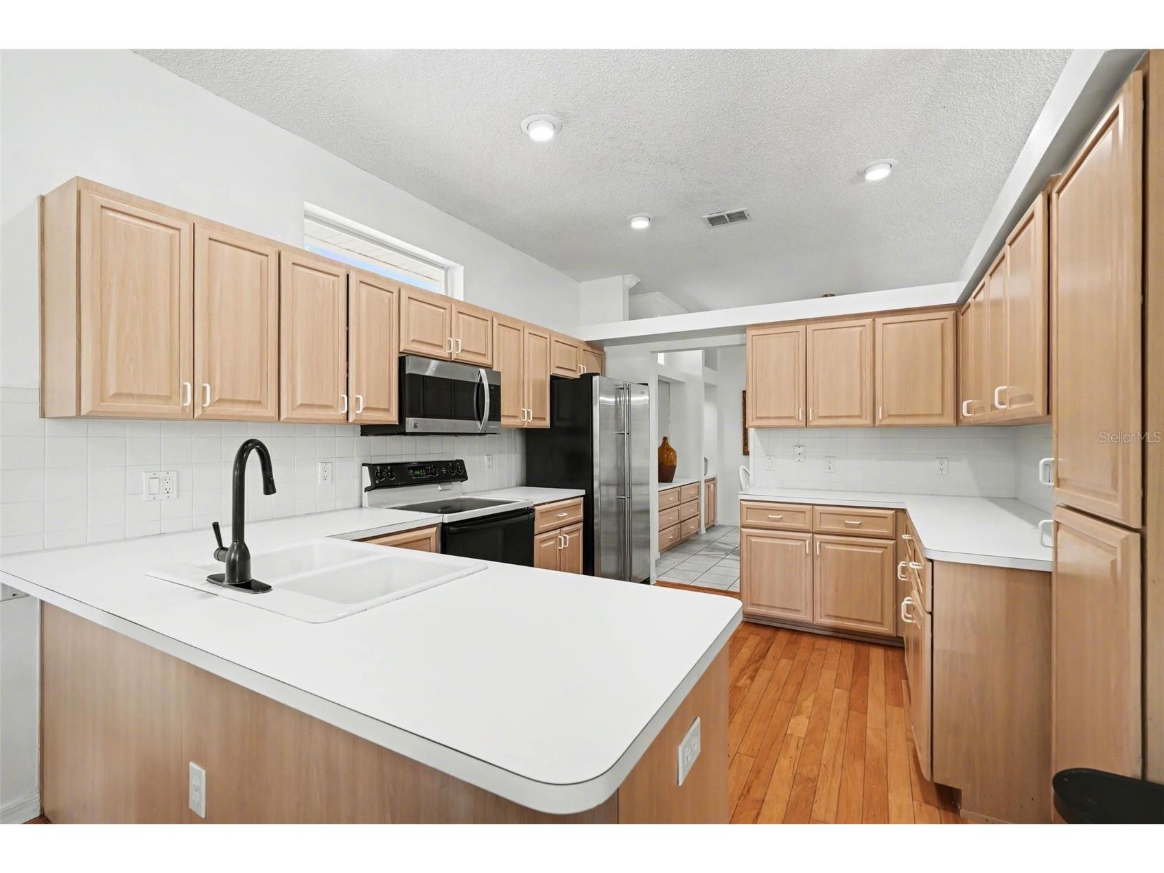 10093 Holly Berry Drive Weeki Wachee FL 34613 TB8487225 image14