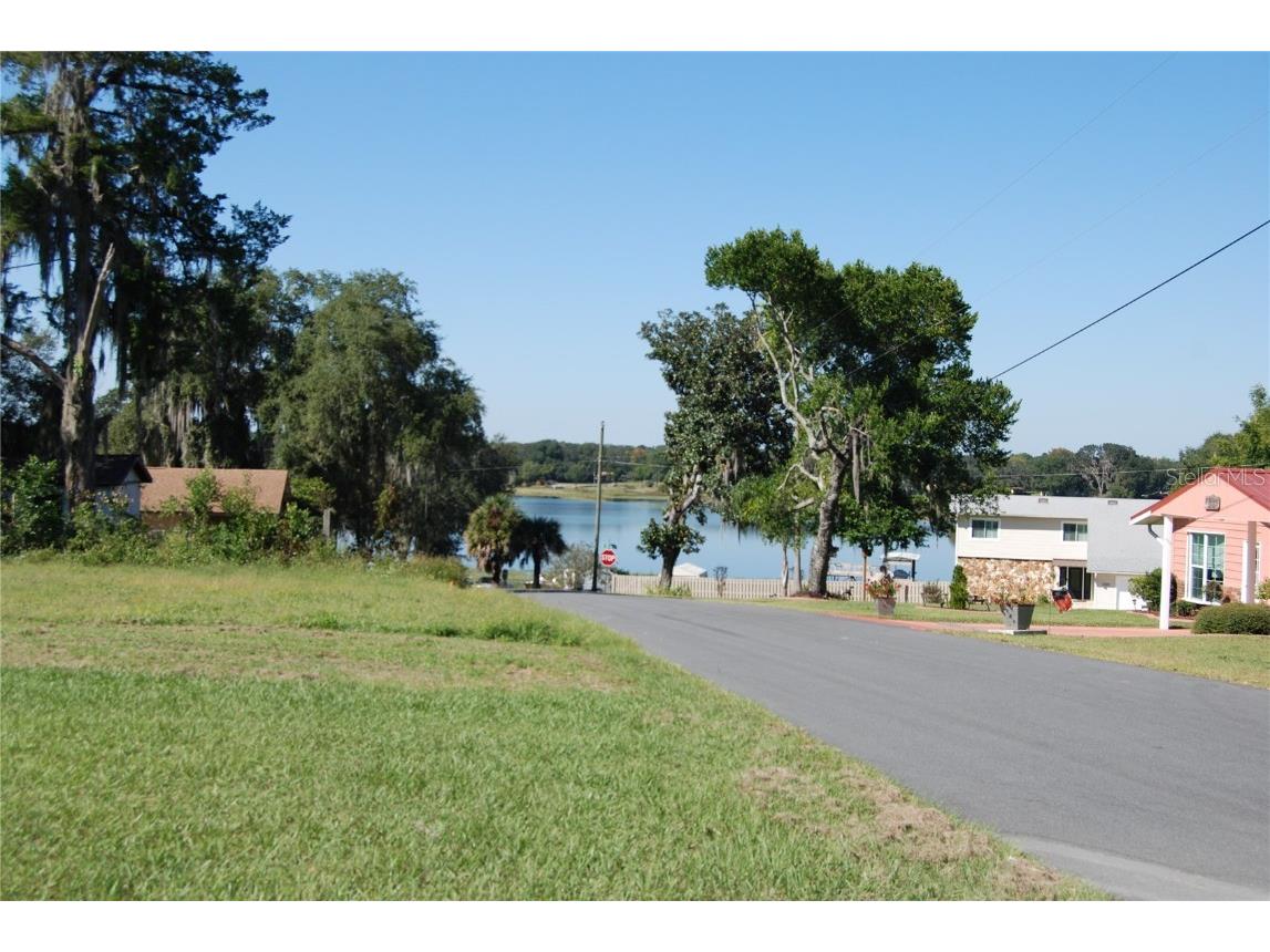 SE 105th Place Belleview FL 34420 OM684319 image1