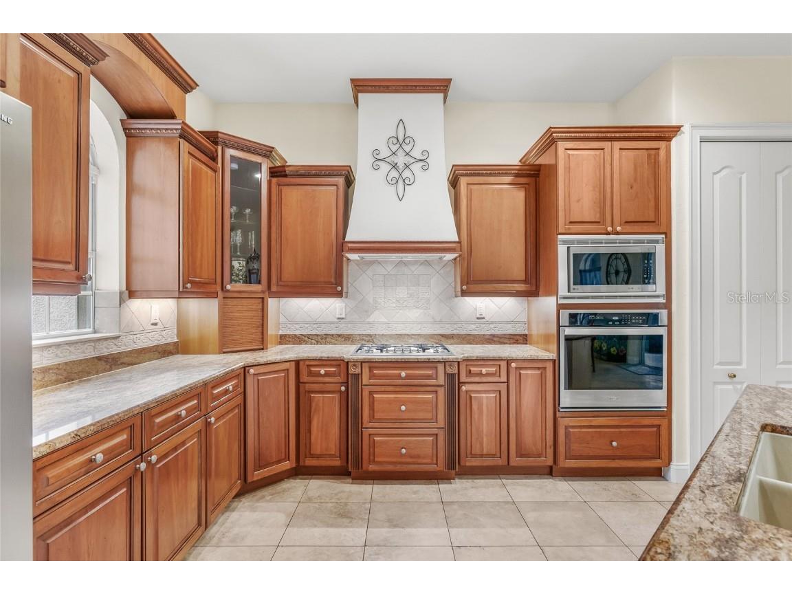 10096 Southern Breeze Court Weeki Wachee FL 34613 TB8404352 image12