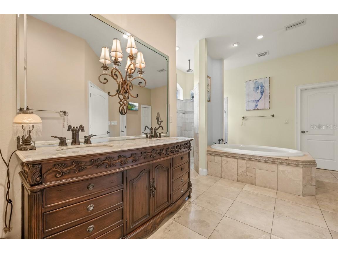 10096 Southern Breeze Court Weeki Wachee FL 34613 TB8404352 image20