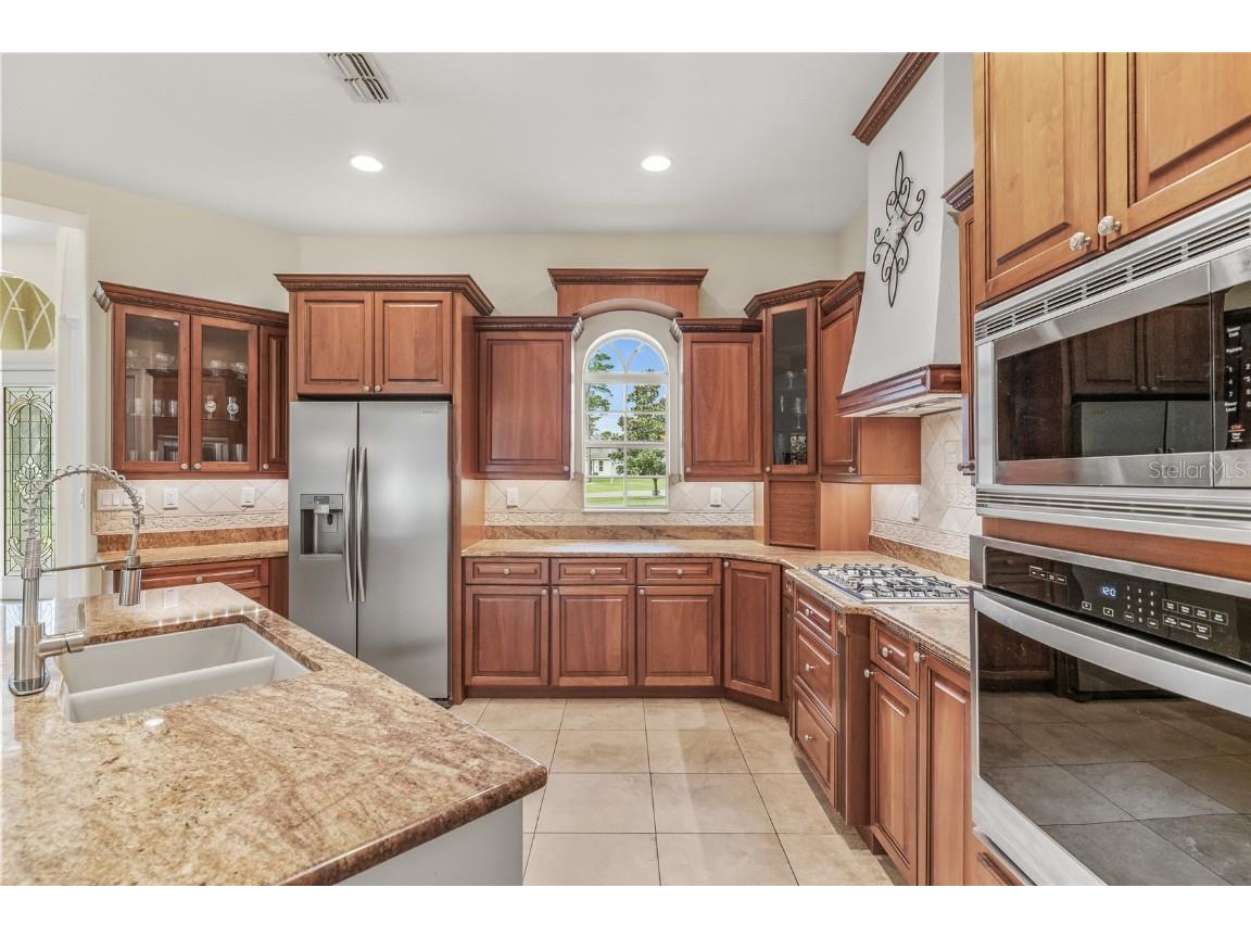 10096 Southern Breeze Court Weeki Wachee FL 34613 TB8404352 image6