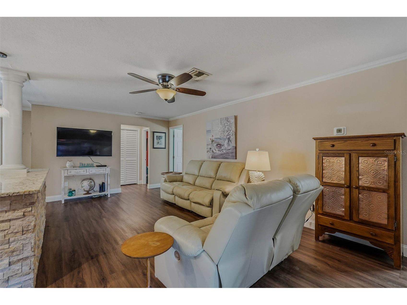 10099 Linden Place Drive Seminole FL 33776 TB8471187 image12