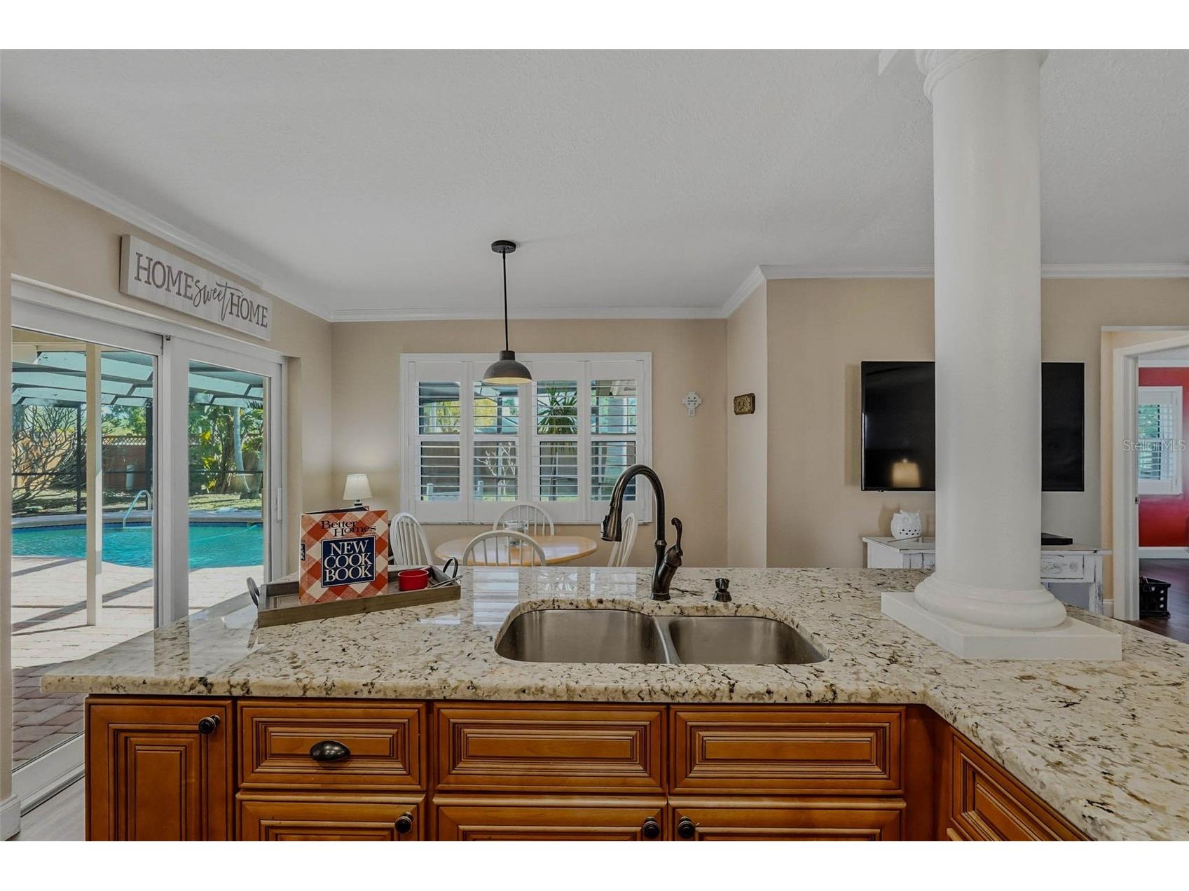 10099 Linden Place Drive Seminole FL 33776 TB8471187 image18