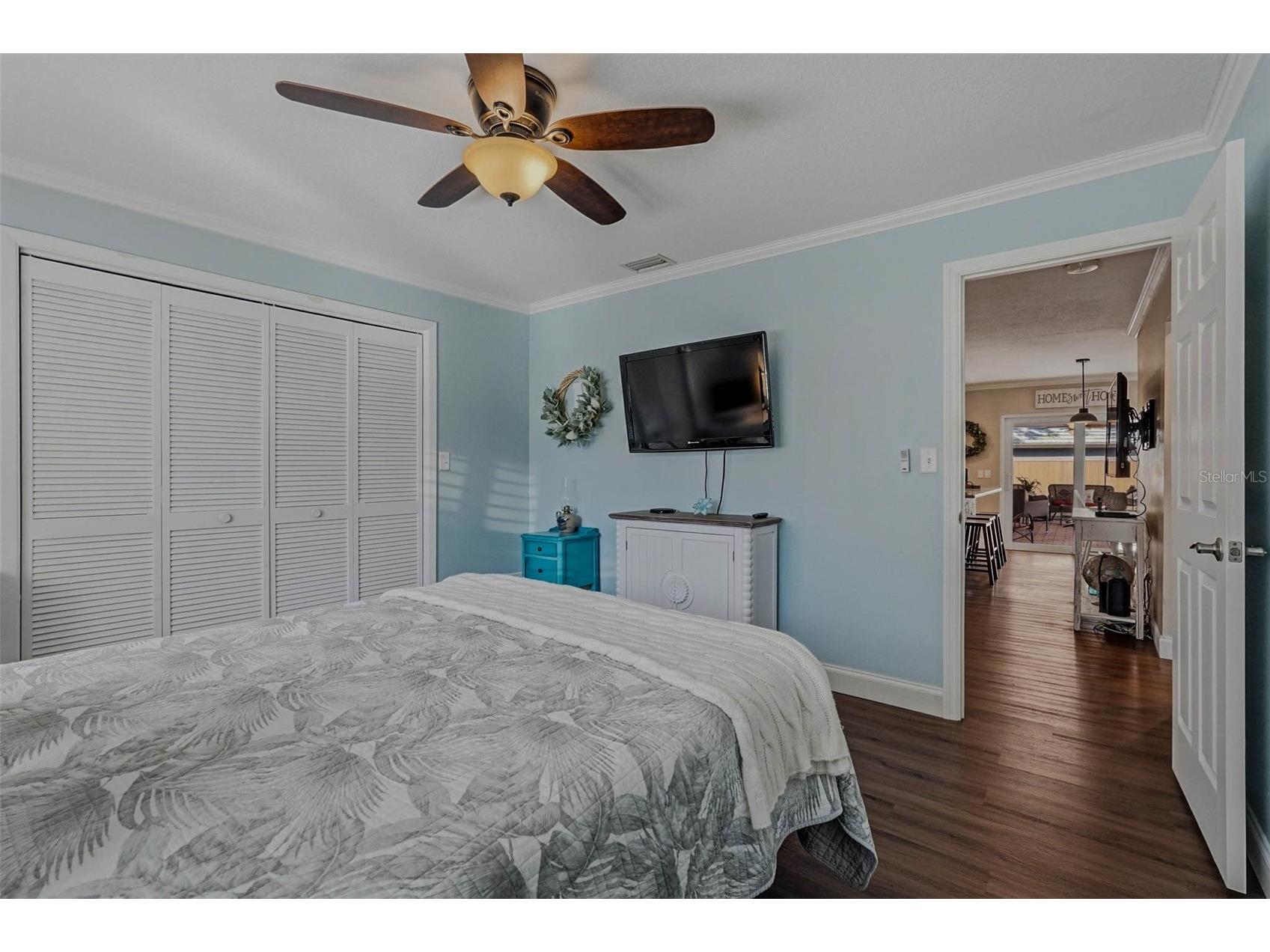 10099 Linden Place Drive Seminole FL 33776 TB8471187 image32