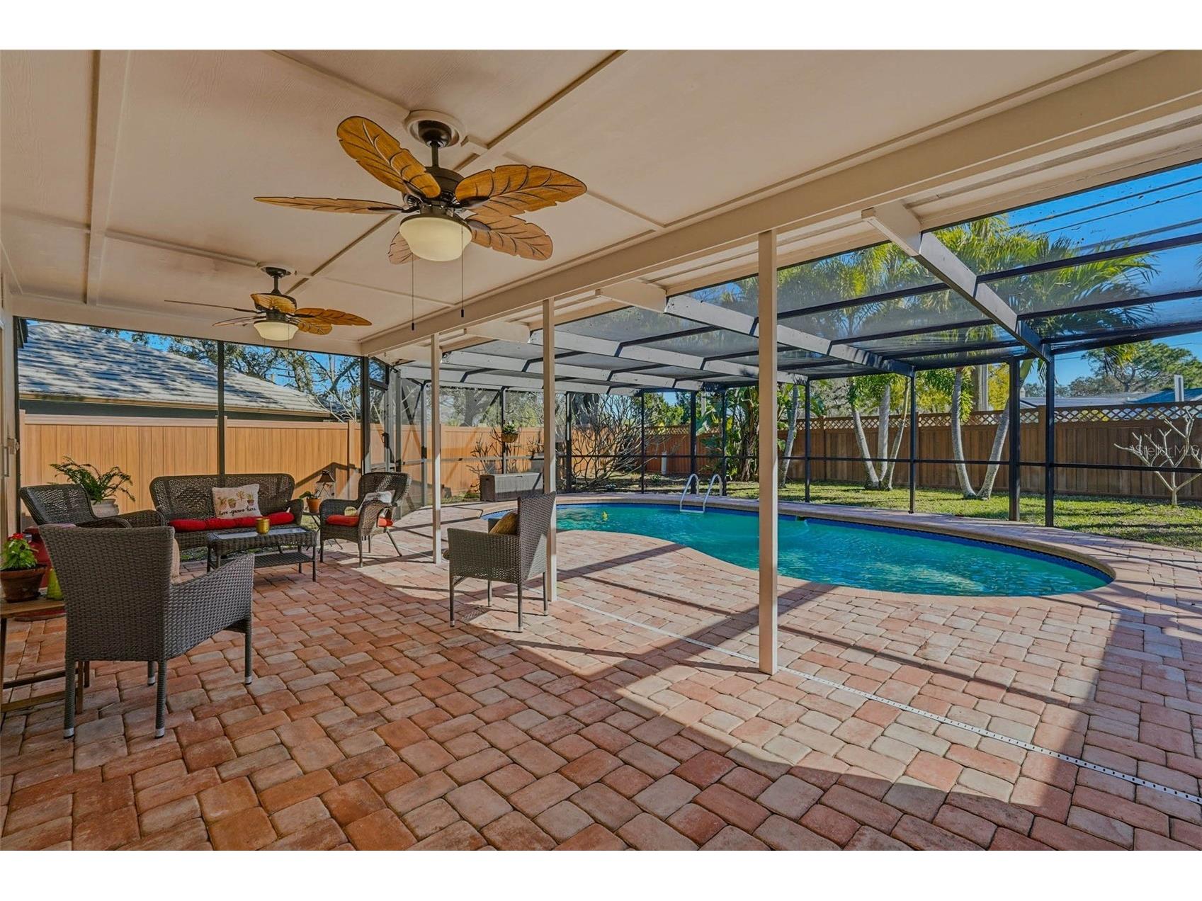 10099 Linden Place Drive Seminole FL 33776 TB8471187 image36