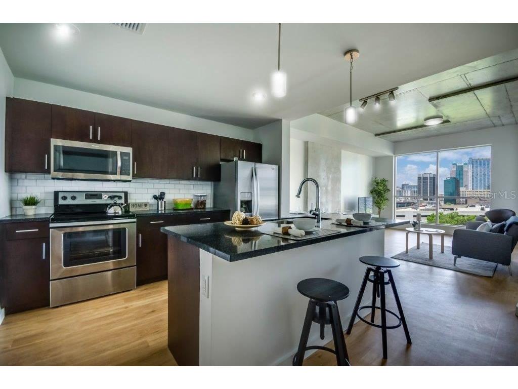 101-1 Lake Avenue Orlando FL 32801 O6328850 image12