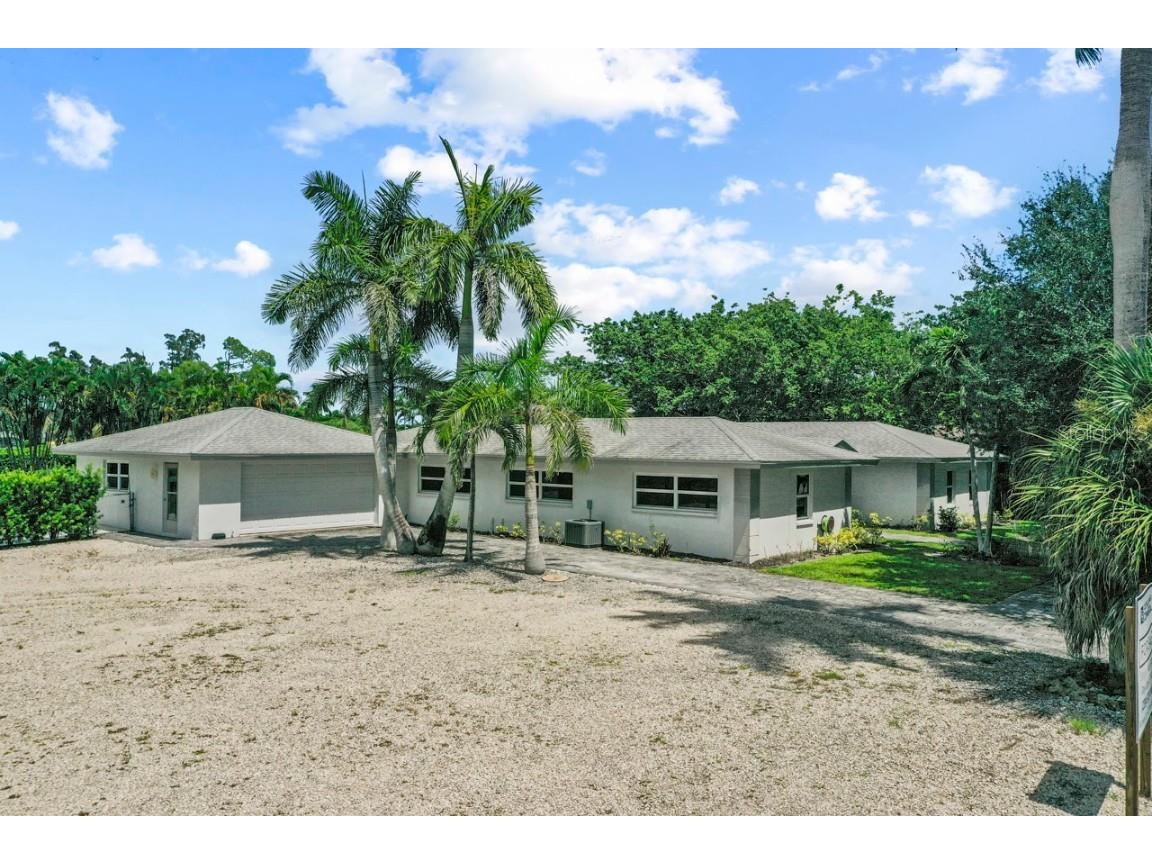 101-105 Saint Andrews Boulevard Naples FL 34113 A4674823 image2