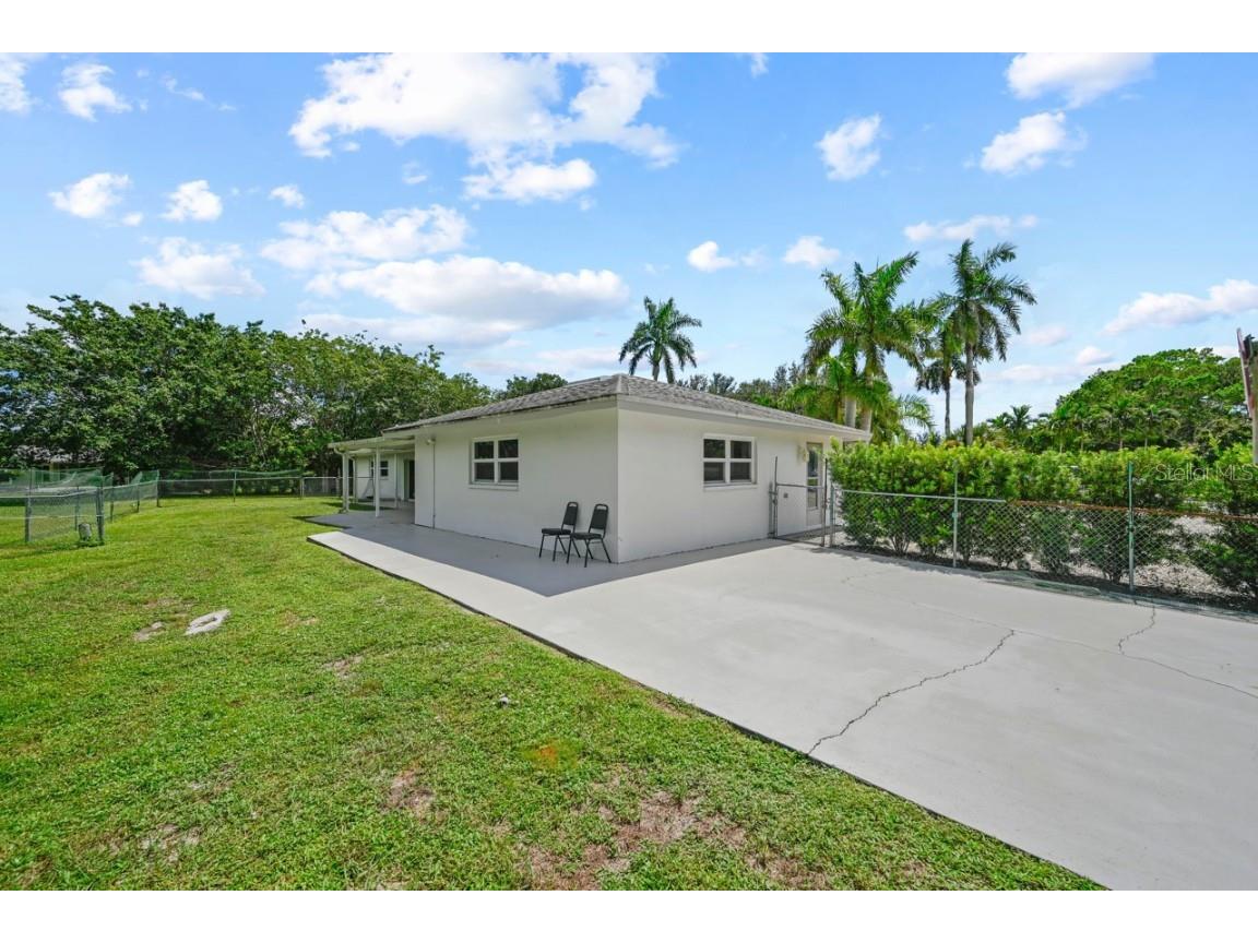 101-105 Saint Andrews Boulevard Naples FL 34113 A4674823 image27