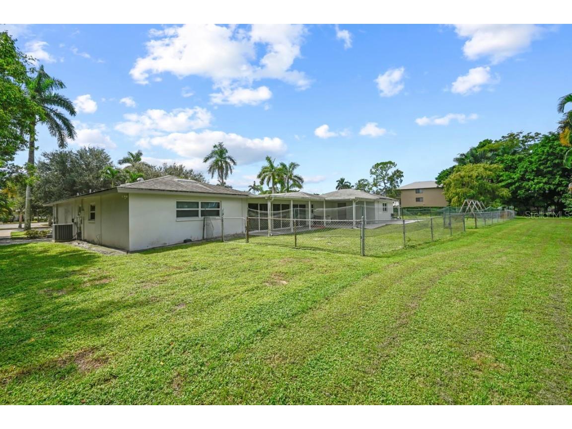 101-105 Saint Andrews Boulevard Naples FL 34113 A4674823 image28