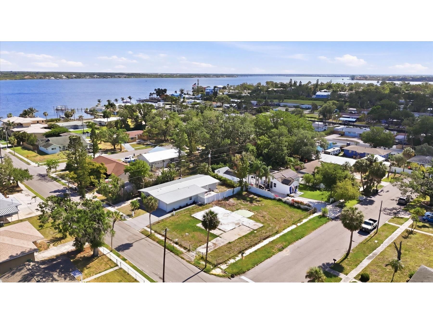 101 20th Street NE Bradenton FL 34208 - MANATEE RIVER A4694594 image10