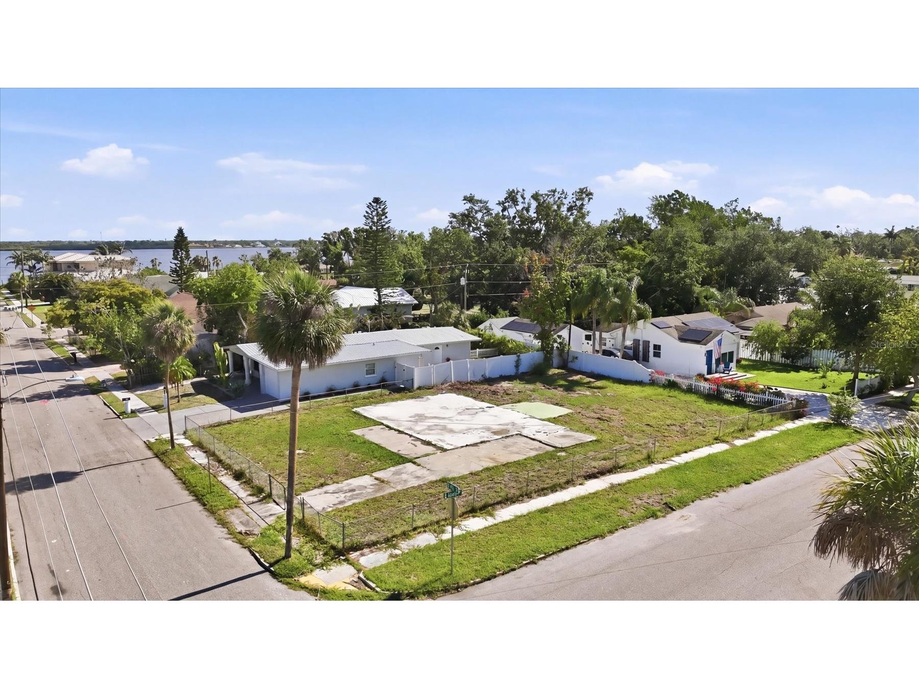 101 20th Street NE Bradenton FL 34208 - MANATEE RIVER A4694594 image12