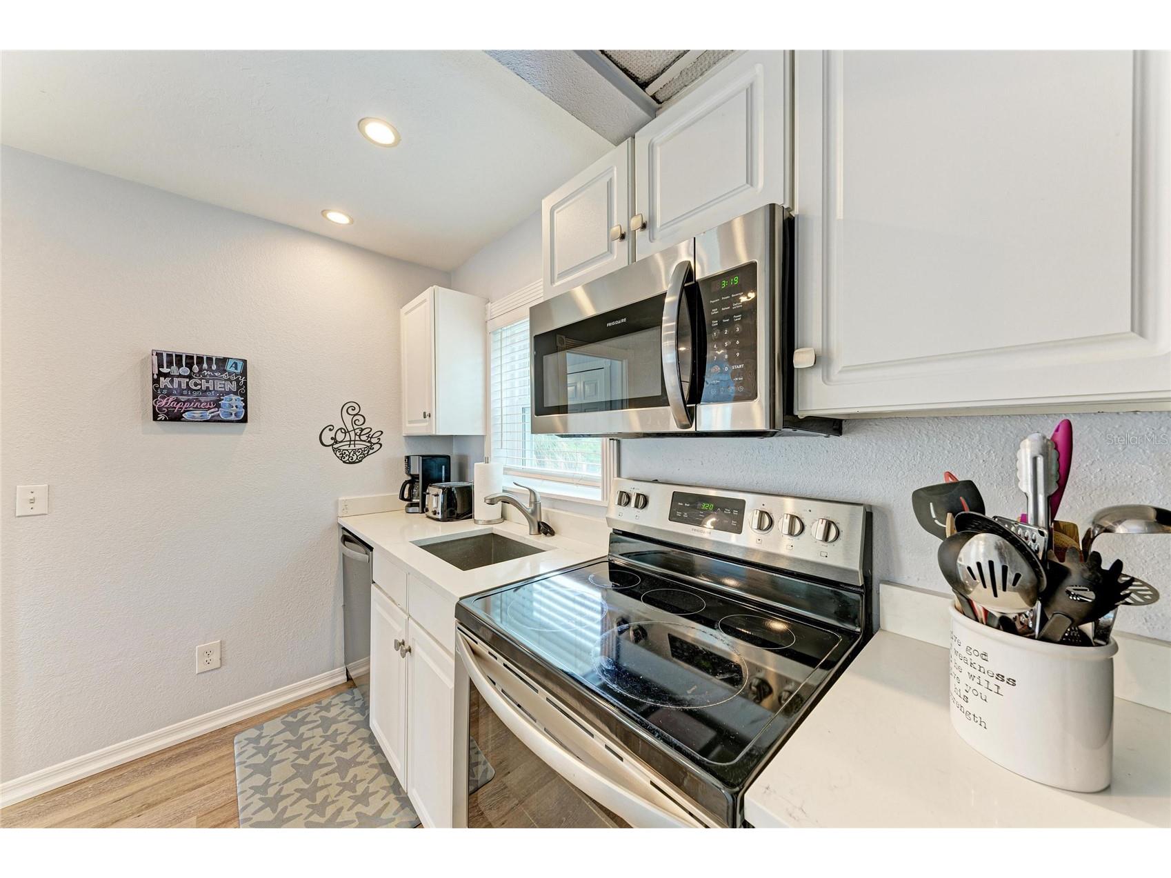 101 25th Street N #3 Bradenton Beach FL 34217 - GULF OF AMERICA A4696077 image13