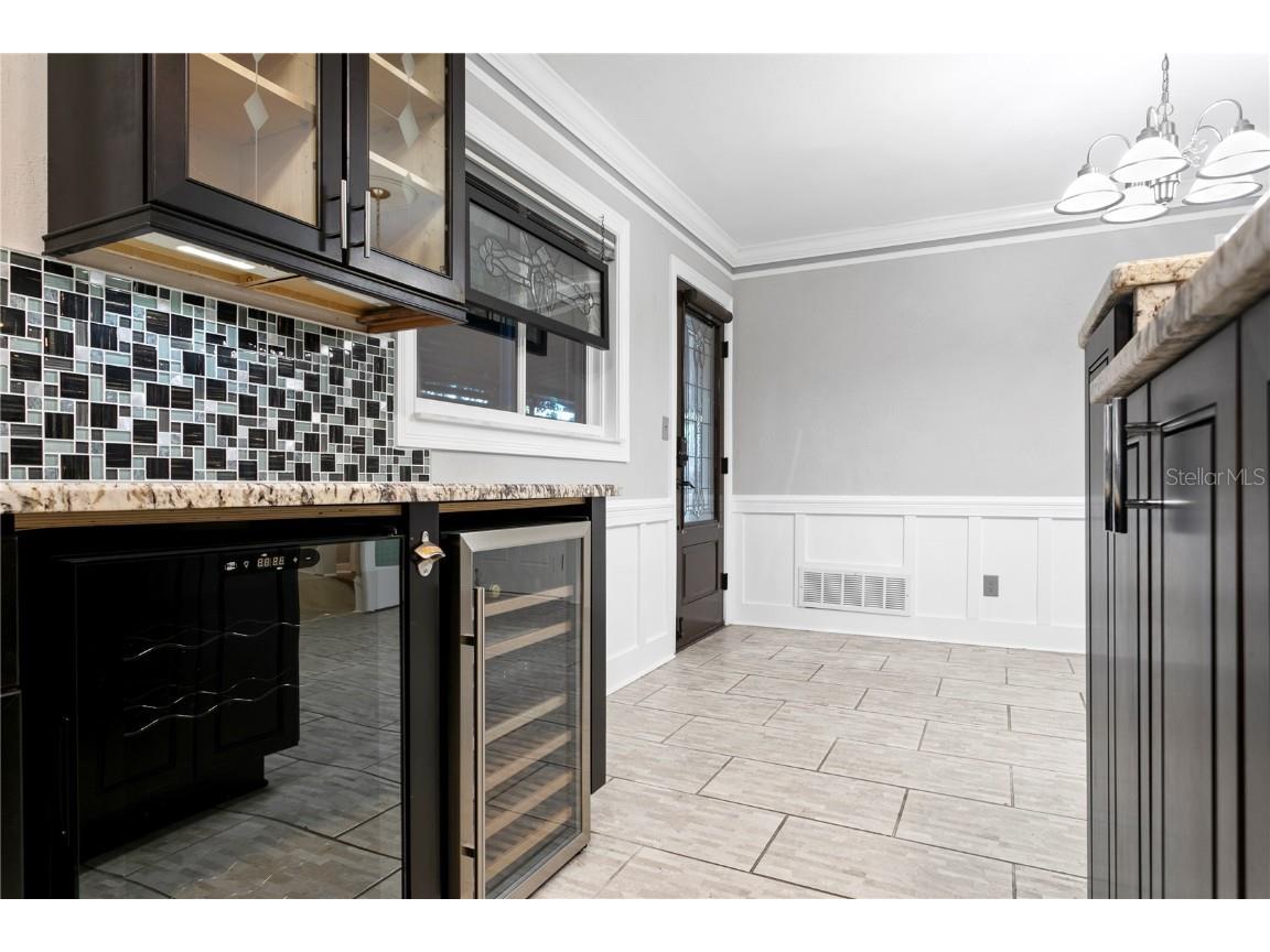 101 30th Avenue N Saint Petersburg FL 33704 TB8351958 image16