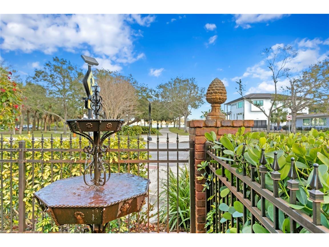 101 30th Avenue N Saint Petersburg FL 33704 TB8351958 image38