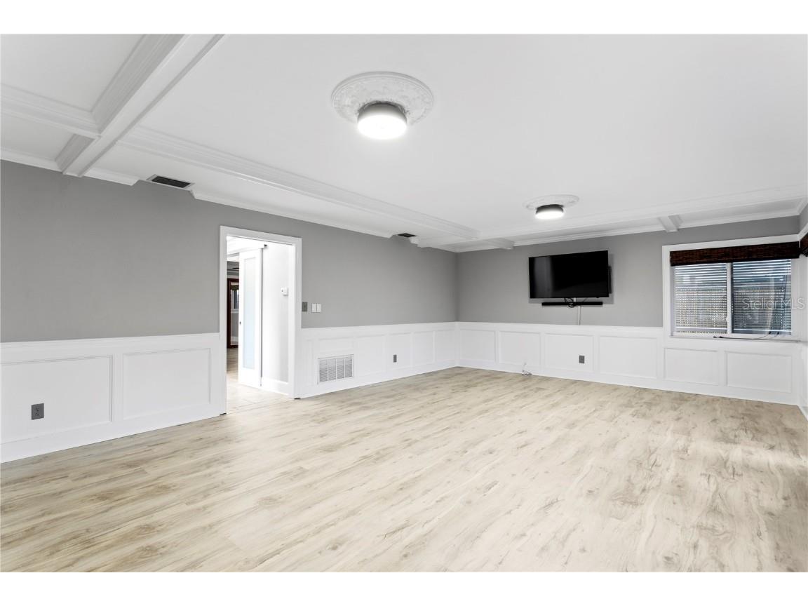 101 30th Avenue N Saint Petersburg FL 33704 TB8351958 image41