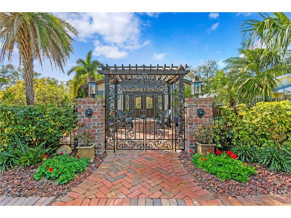 101 30th Avenue N Saint Petersburg FL 33704 TB8351958 image48