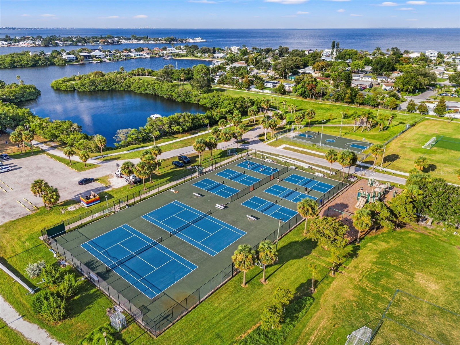 101 40th Avenue SE Saint Petersburg FL 33705 TB8509242 image33