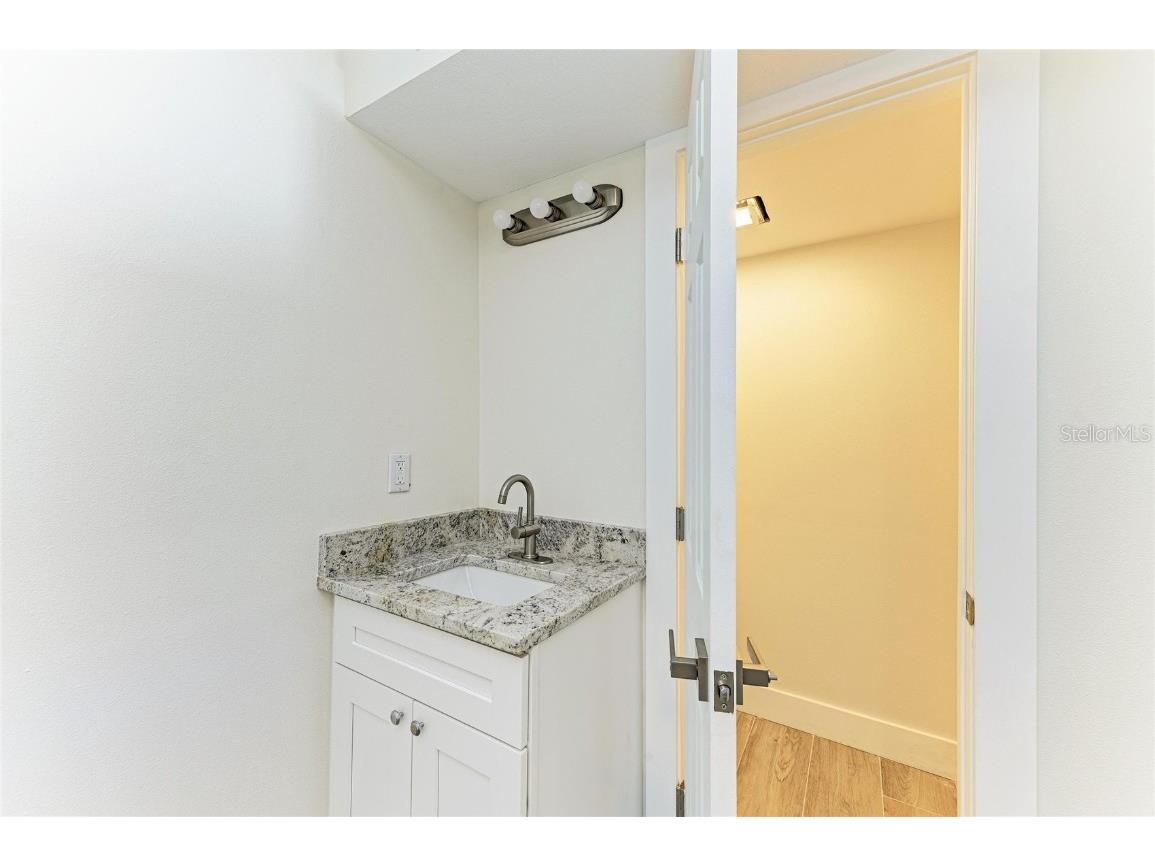 101 73rd Street #2 Holmes Beach FL 34217 - GULF OF MEXICO A4669721 image34