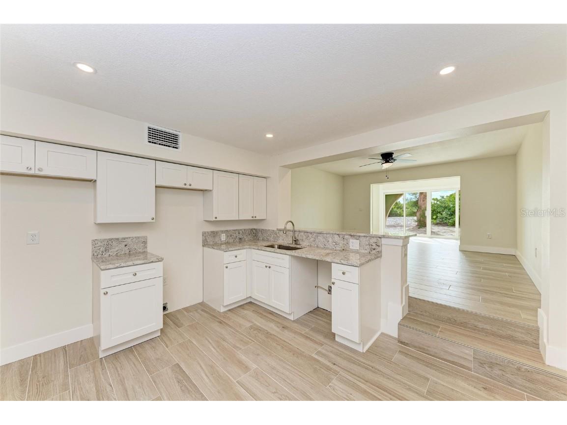 101 73rd Street #3 Holmes Beach FL 34217 - GULF OF MEXICO A4669729 image24