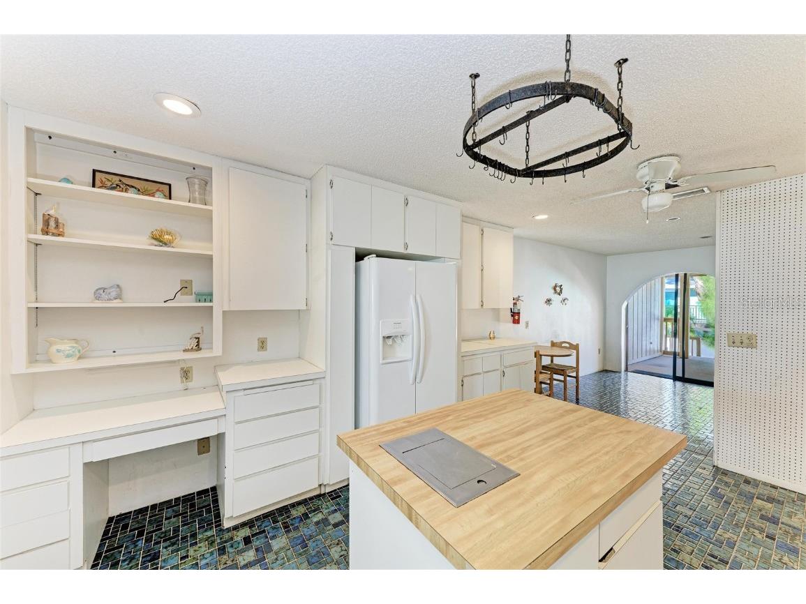 101 73rd Street #6 Holmes Beach FL 34217 - GULF OF MEXICO A4669776 image19