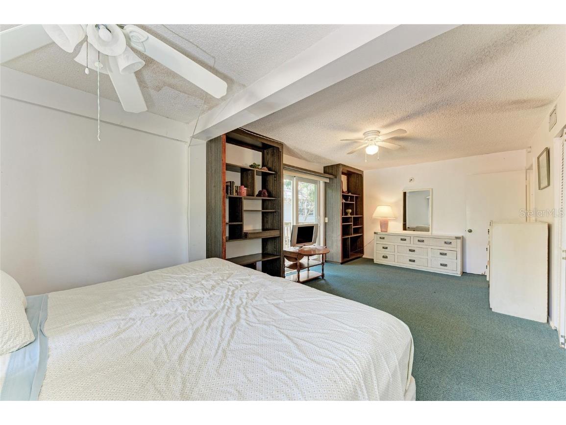 101 73rd Street #6 Holmes Beach FL 34217 - GULF OF MEXICO A4669776 image32