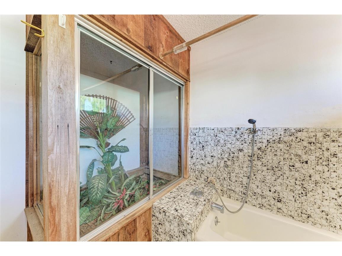 101 73rd Street #6 Holmes Beach FL 34217 - GULF OF MEXICO A4669776 image34