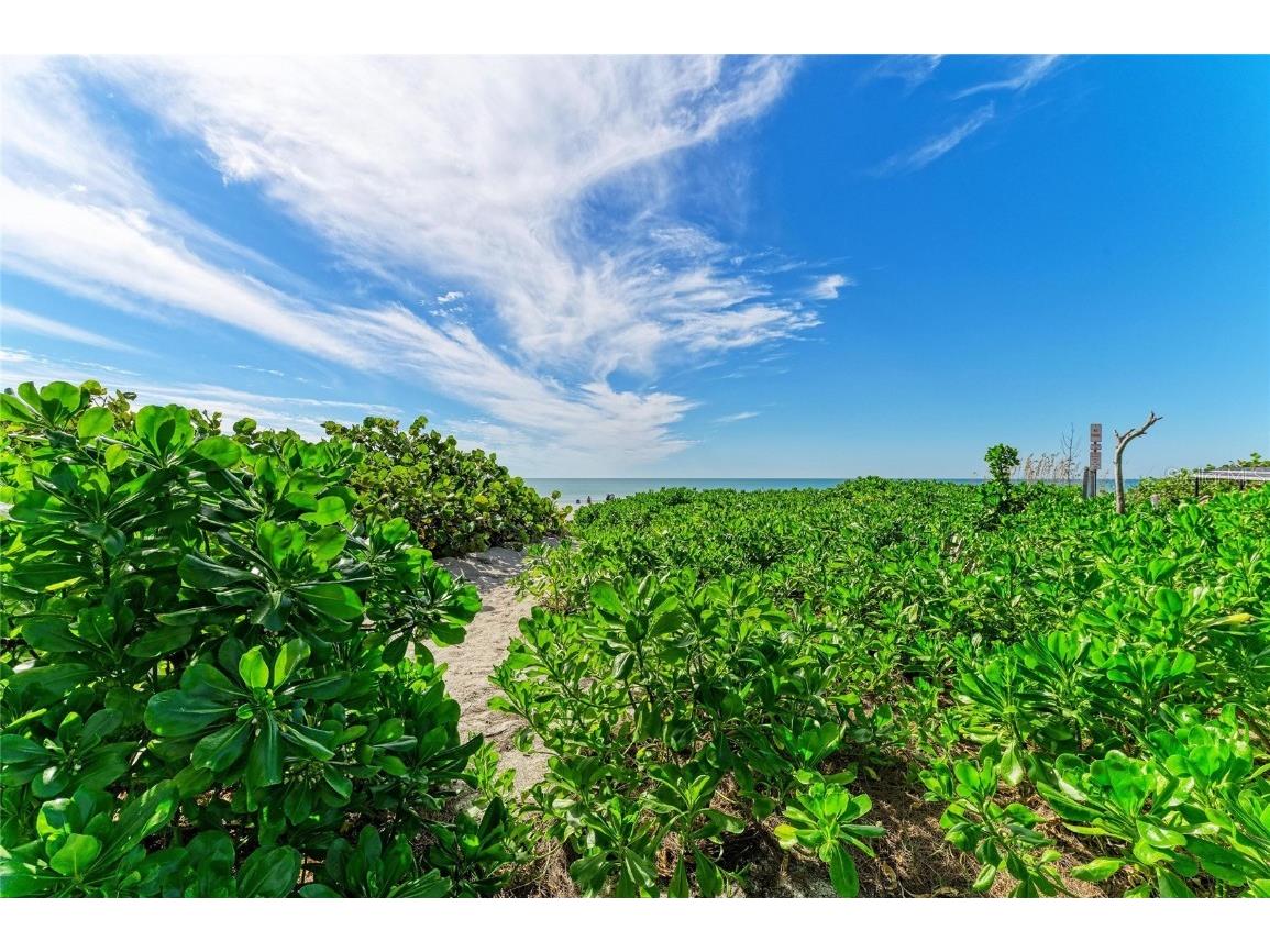 101 73rd Street #6 Holmes Beach FL 34217 - GULF OF MEXICO A4669776 image4