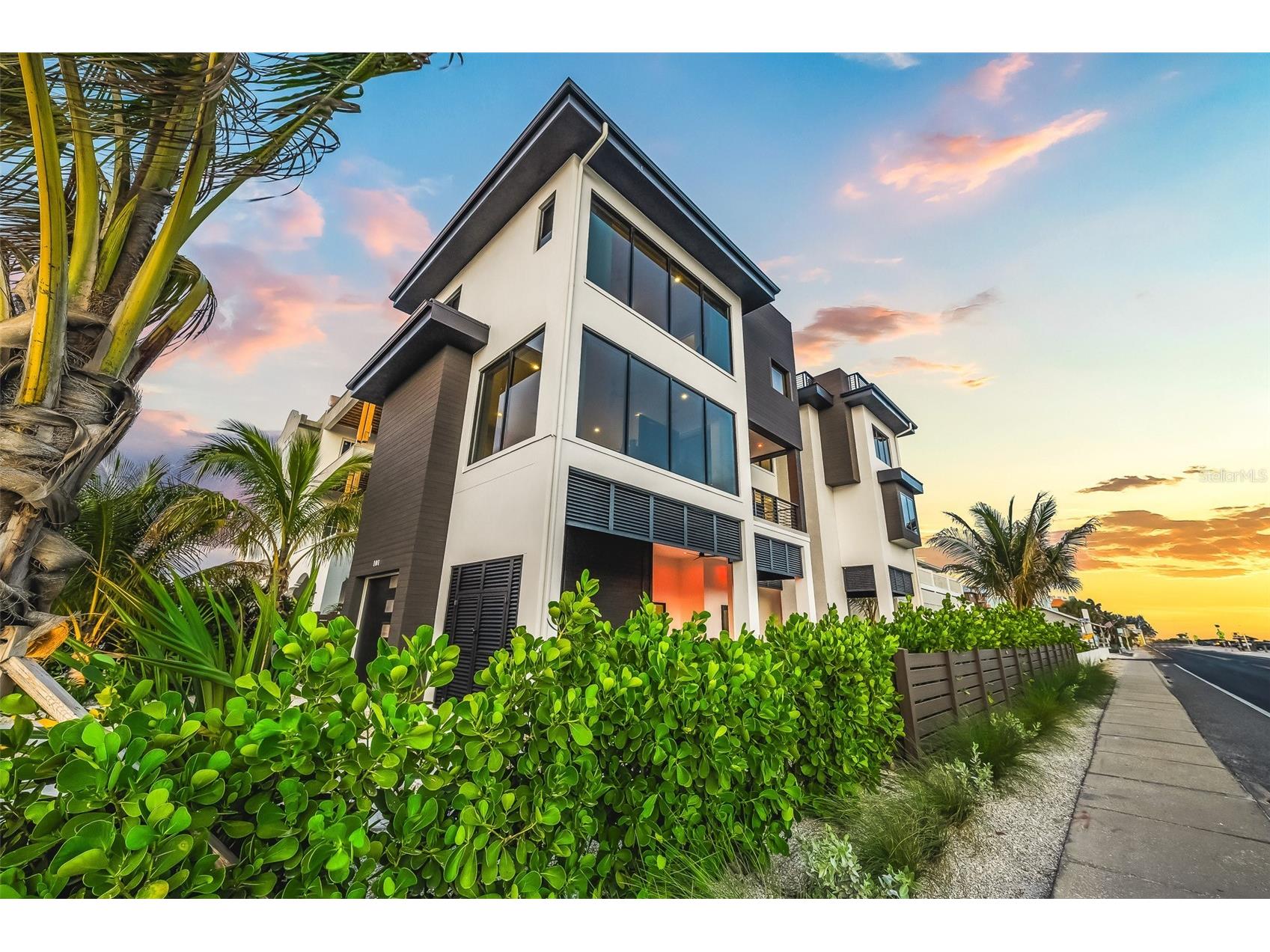 101 7th Street S Bradenton Beach FL 34217 A4690312 image70
