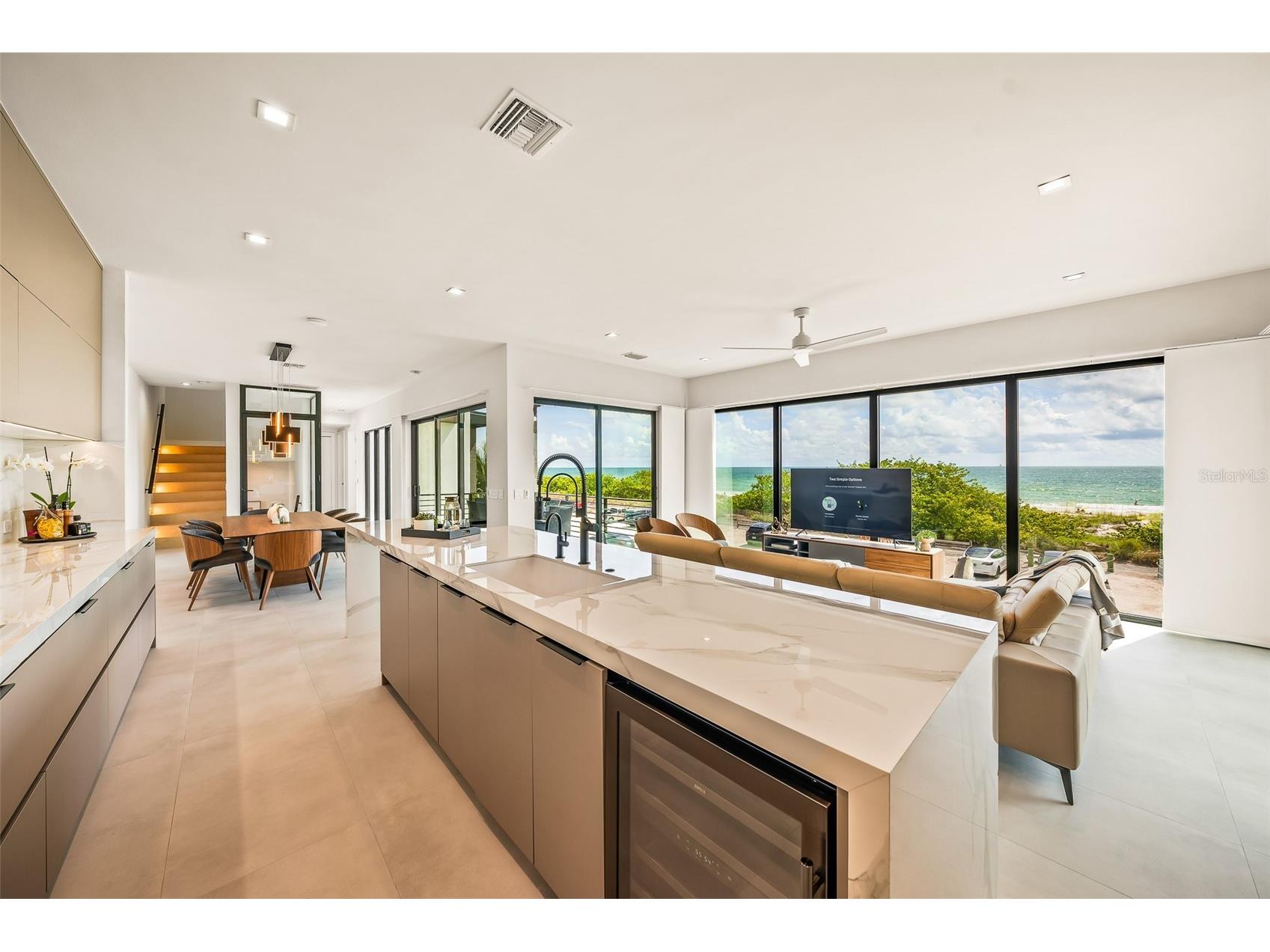 101 7th Street S Bradenton Beach FL 34217 A4690312 image8