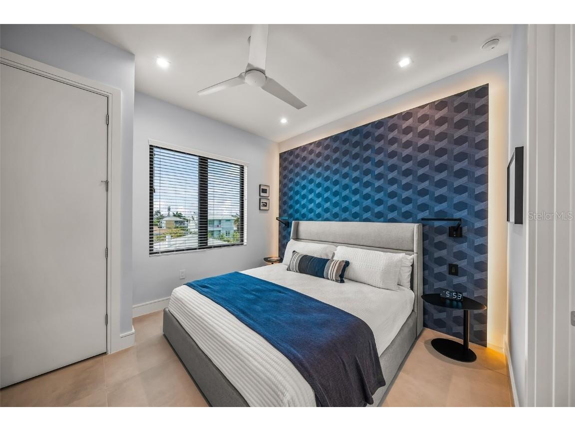 101 7th Street S Bradenton Beach FL 34217 TB8418453 image19