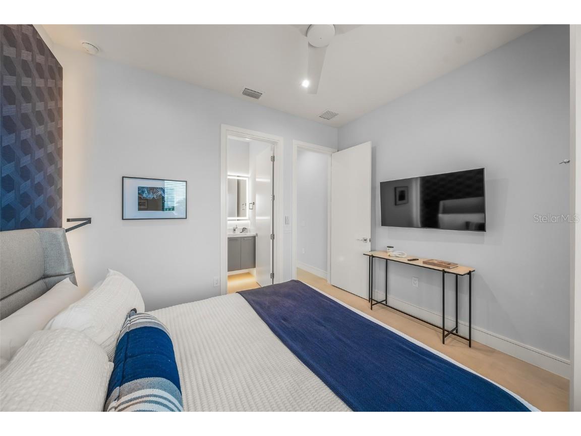 101 7th Street S Bradenton Beach FL 34217 TB8418453 image20