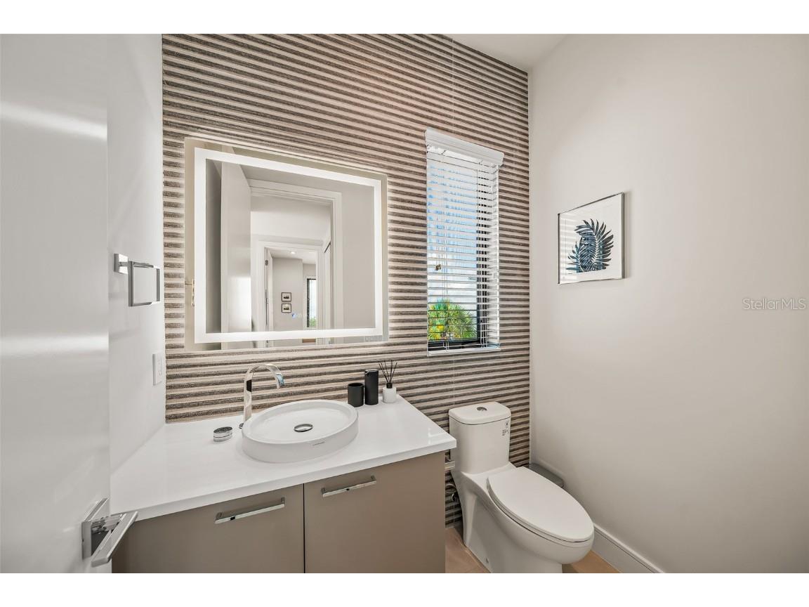 101 7th Street S Bradenton Beach FL 34217 TB8418453 image21