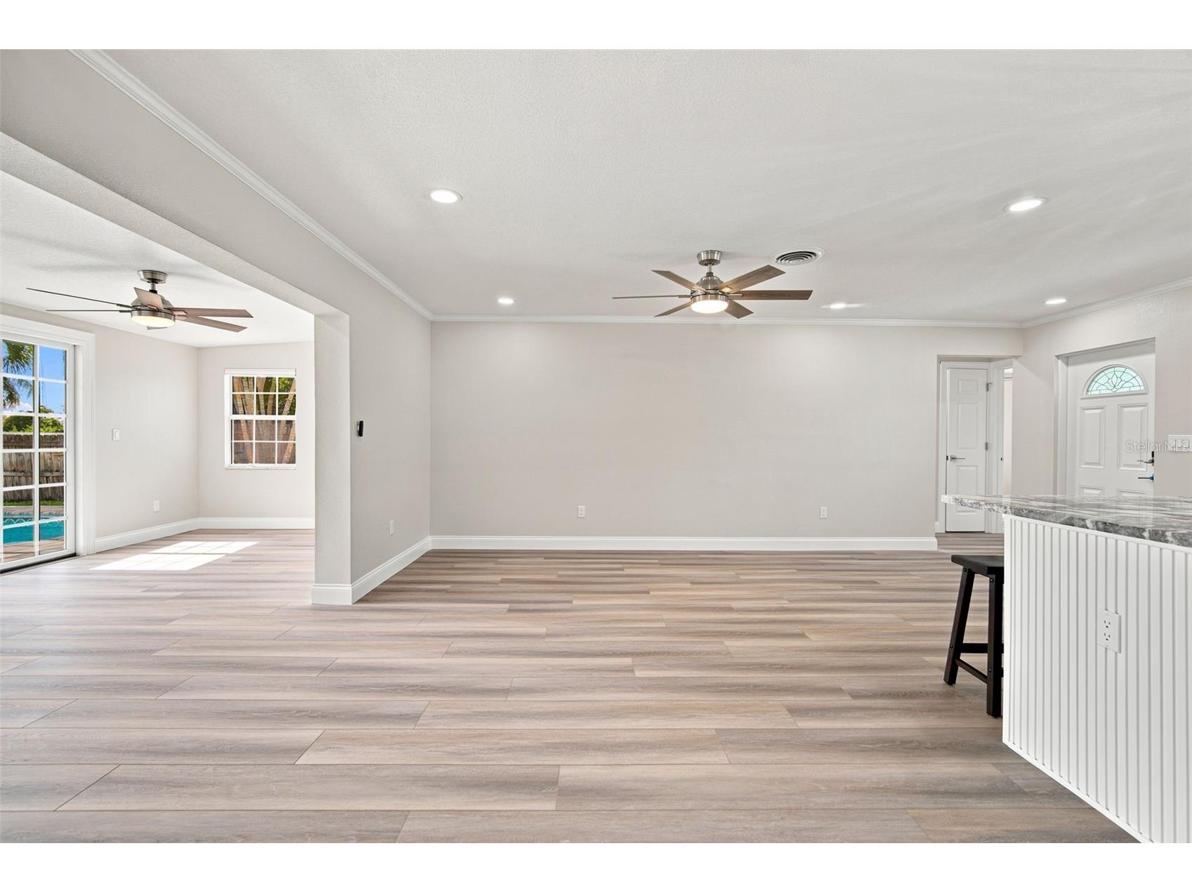 101 92nd Avenue N Saint Petersburg FL 33702 TB8525778 image17