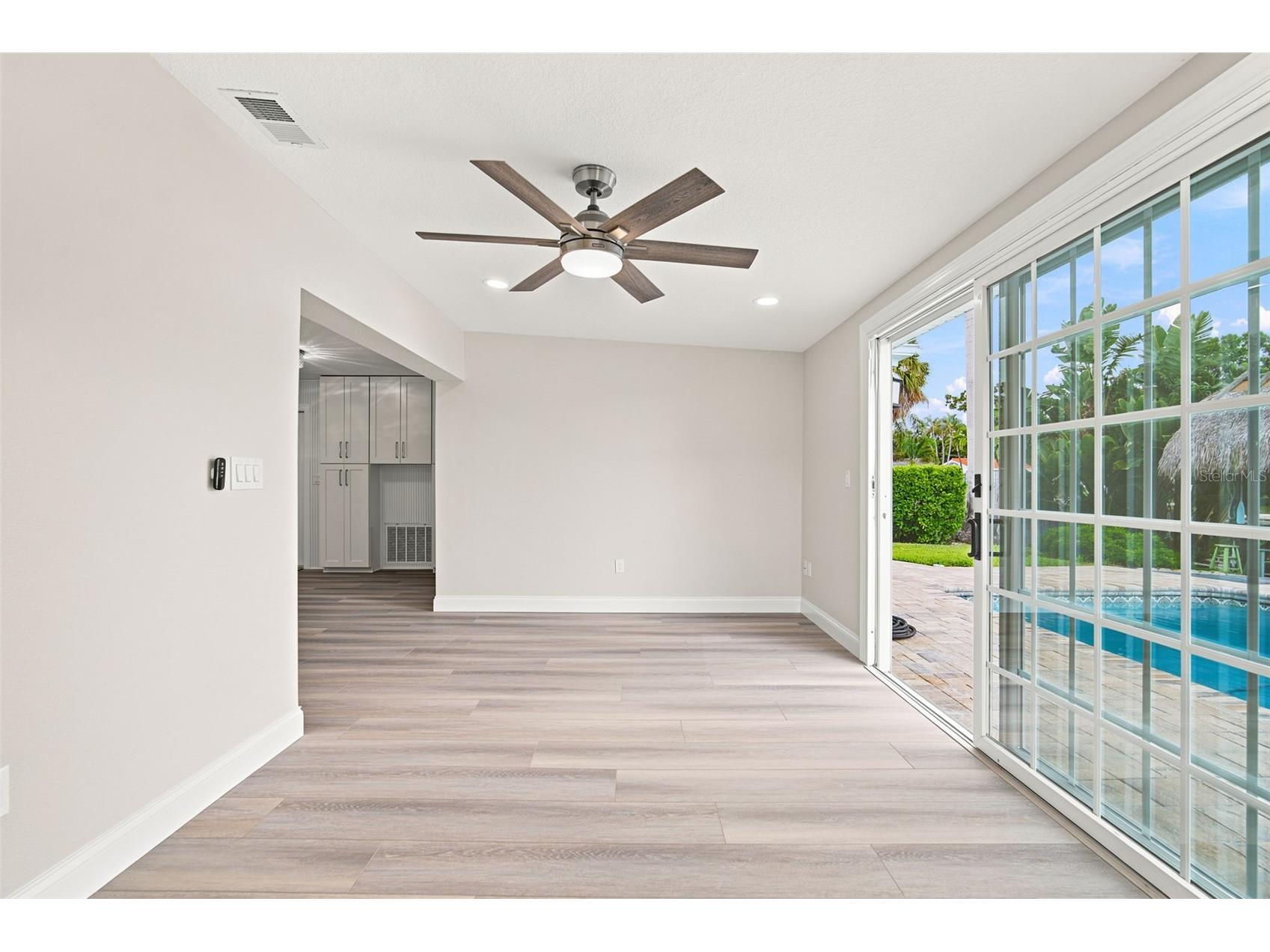 101 92nd Avenue N Saint Petersburg FL 33702 TB8525778 image33